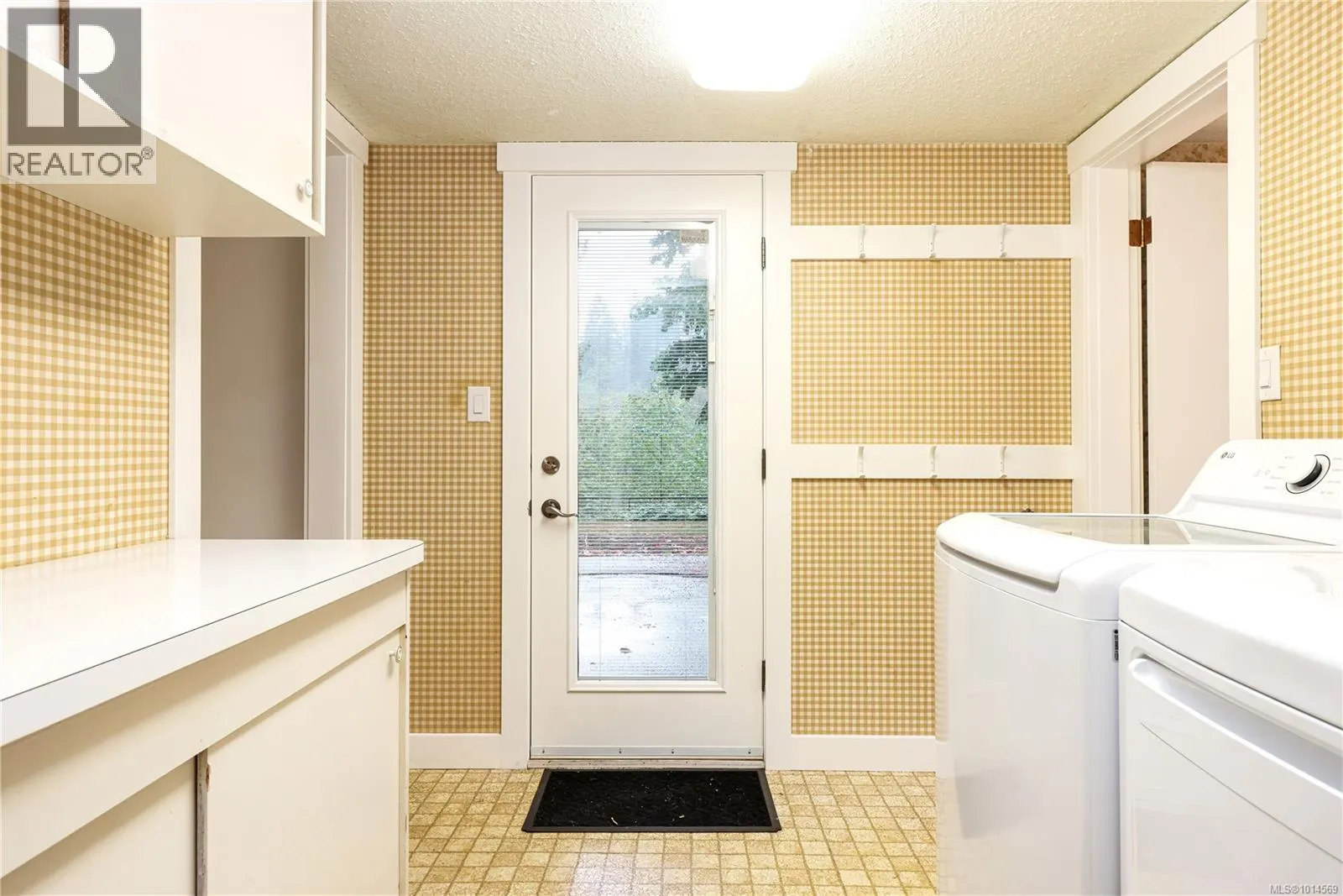 4513 Glenside Cres