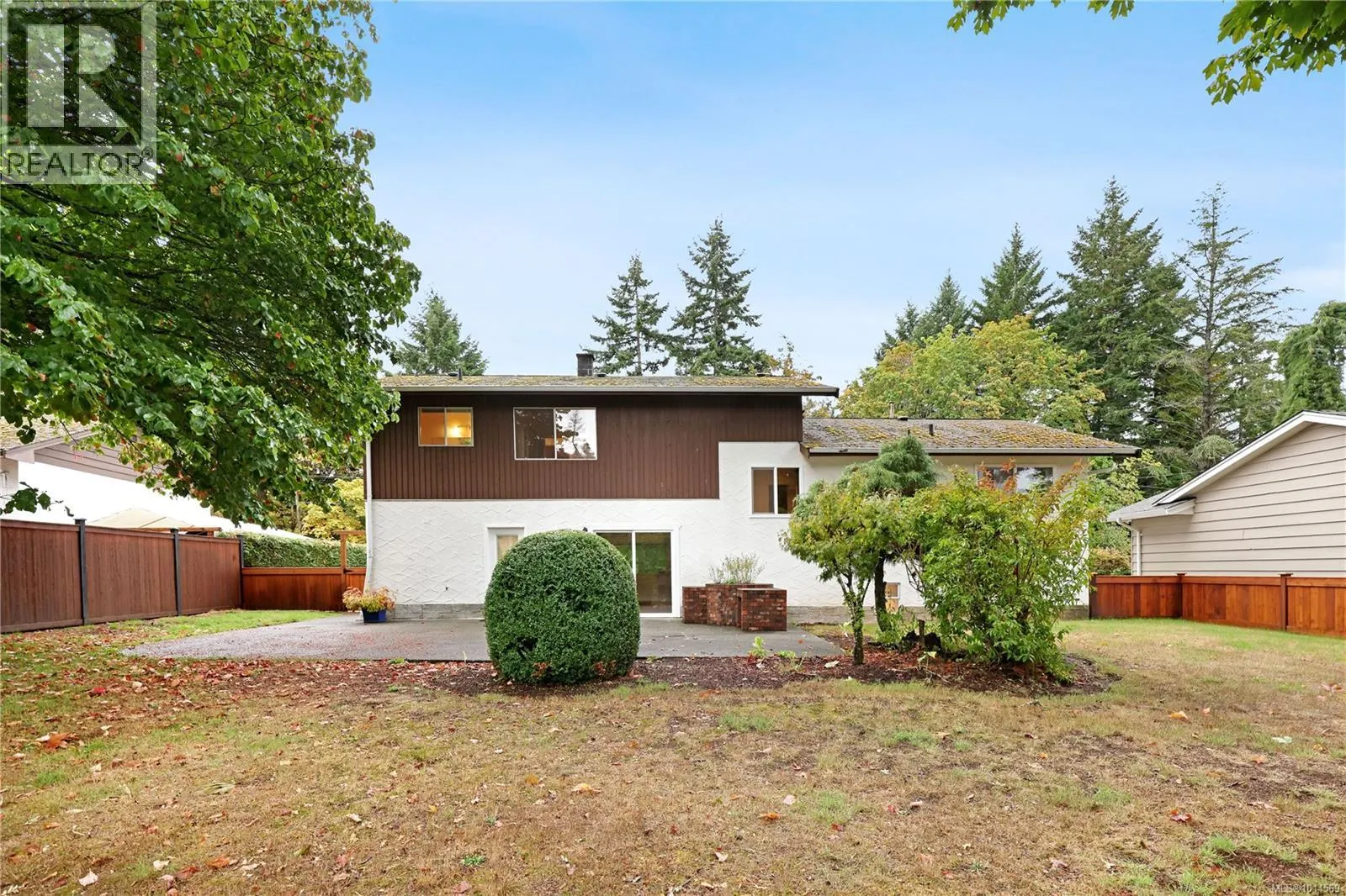 4513 Glenside Cres