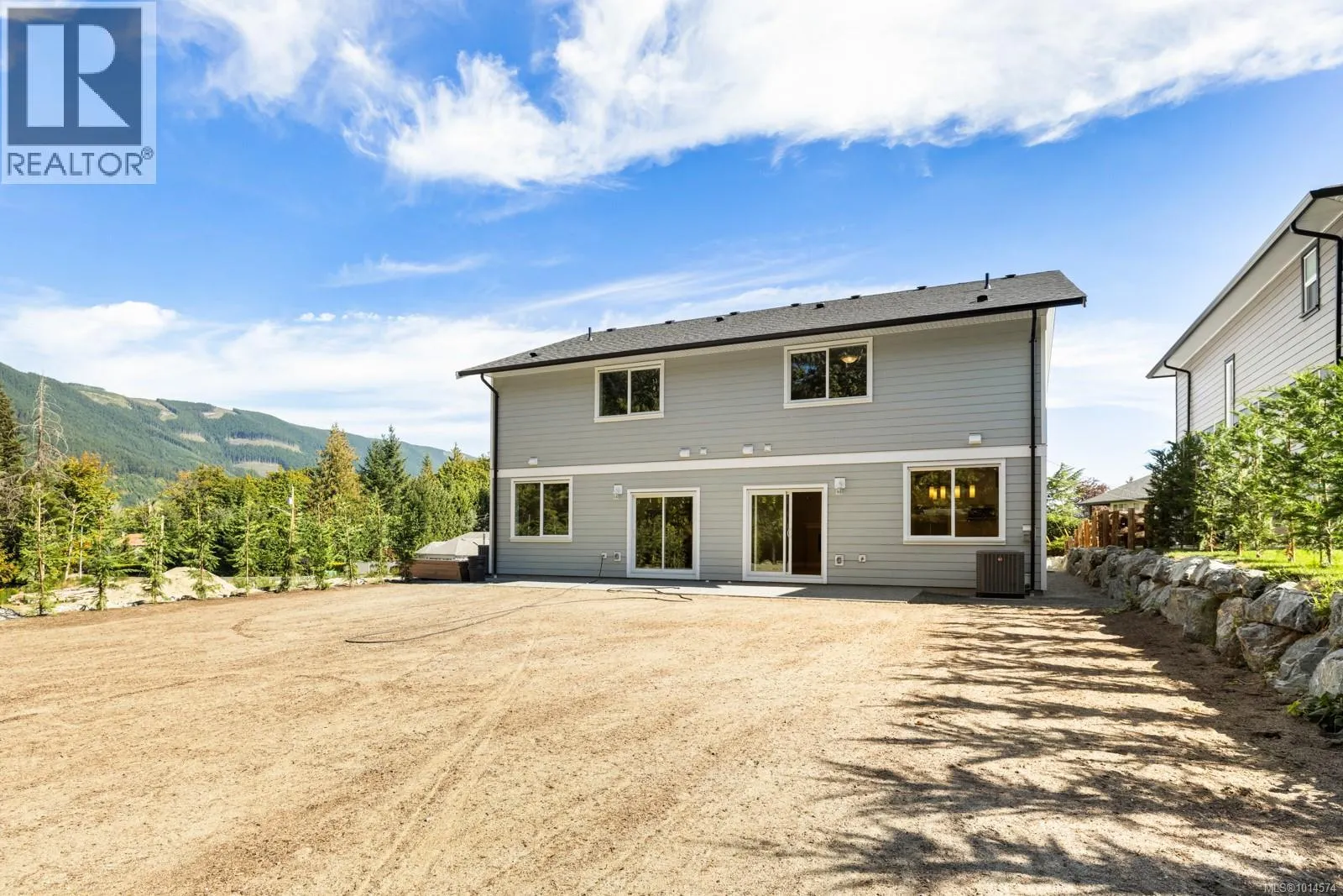 157 Elk Rd