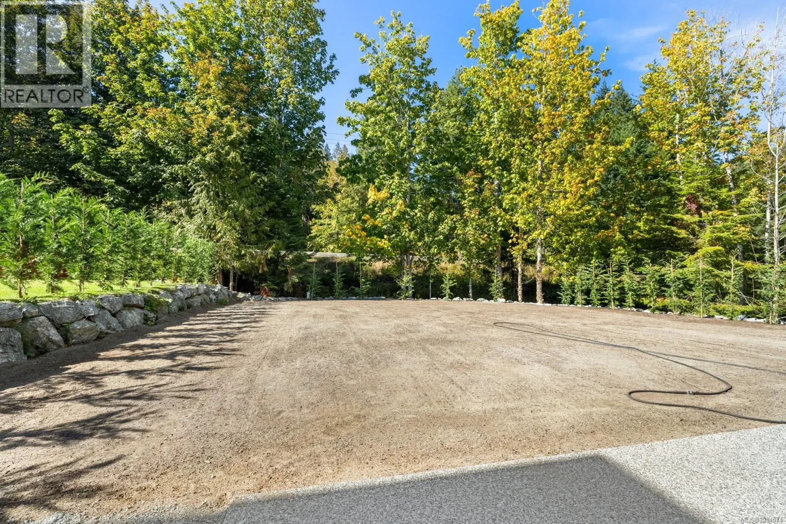 157 Elk Rd