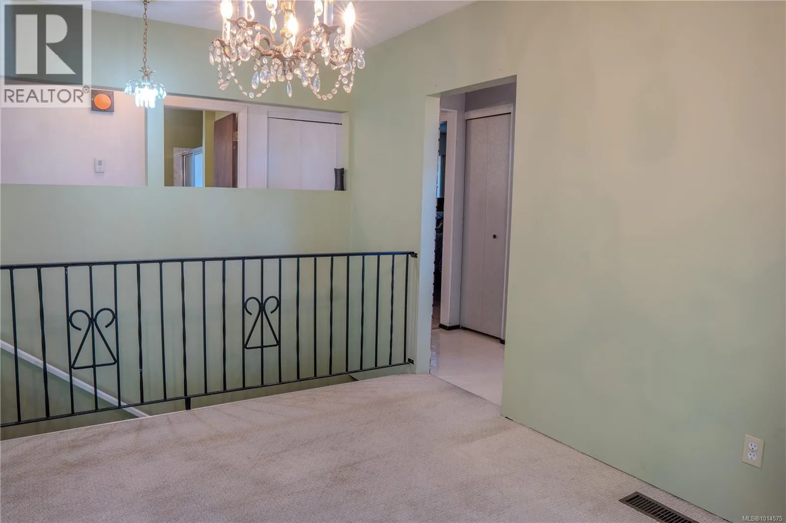 4425 Gulfview Dr