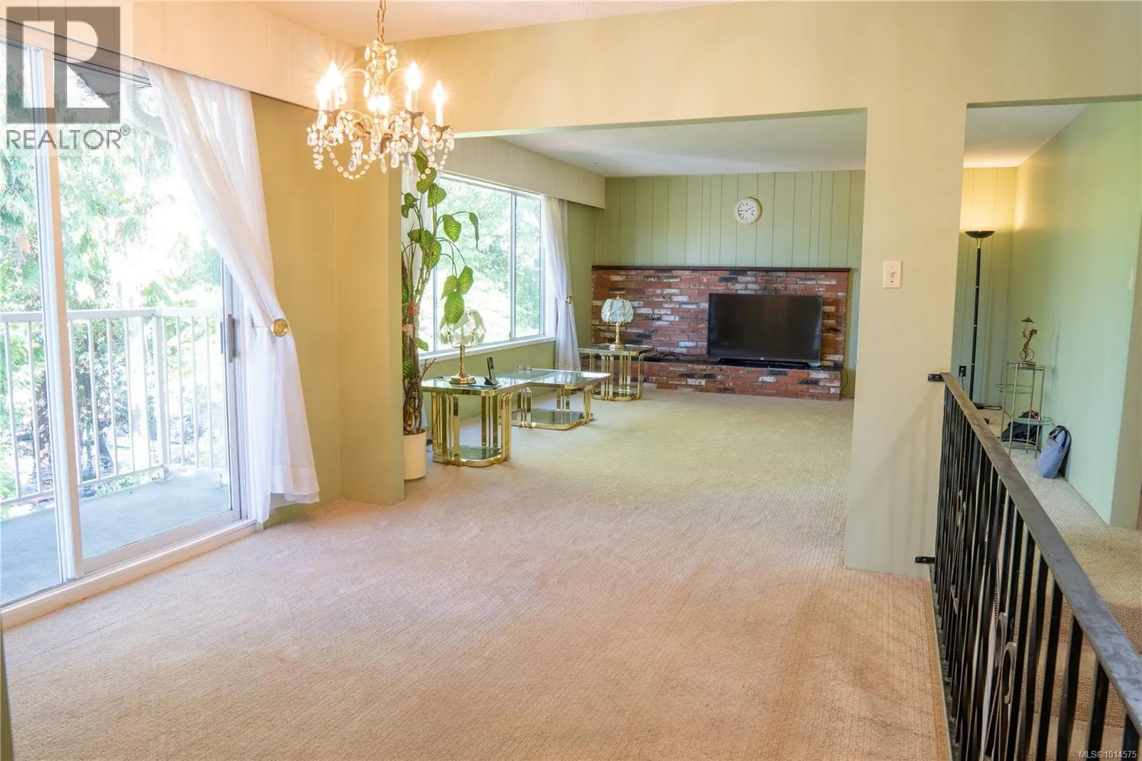 4425 Gulfview Dr