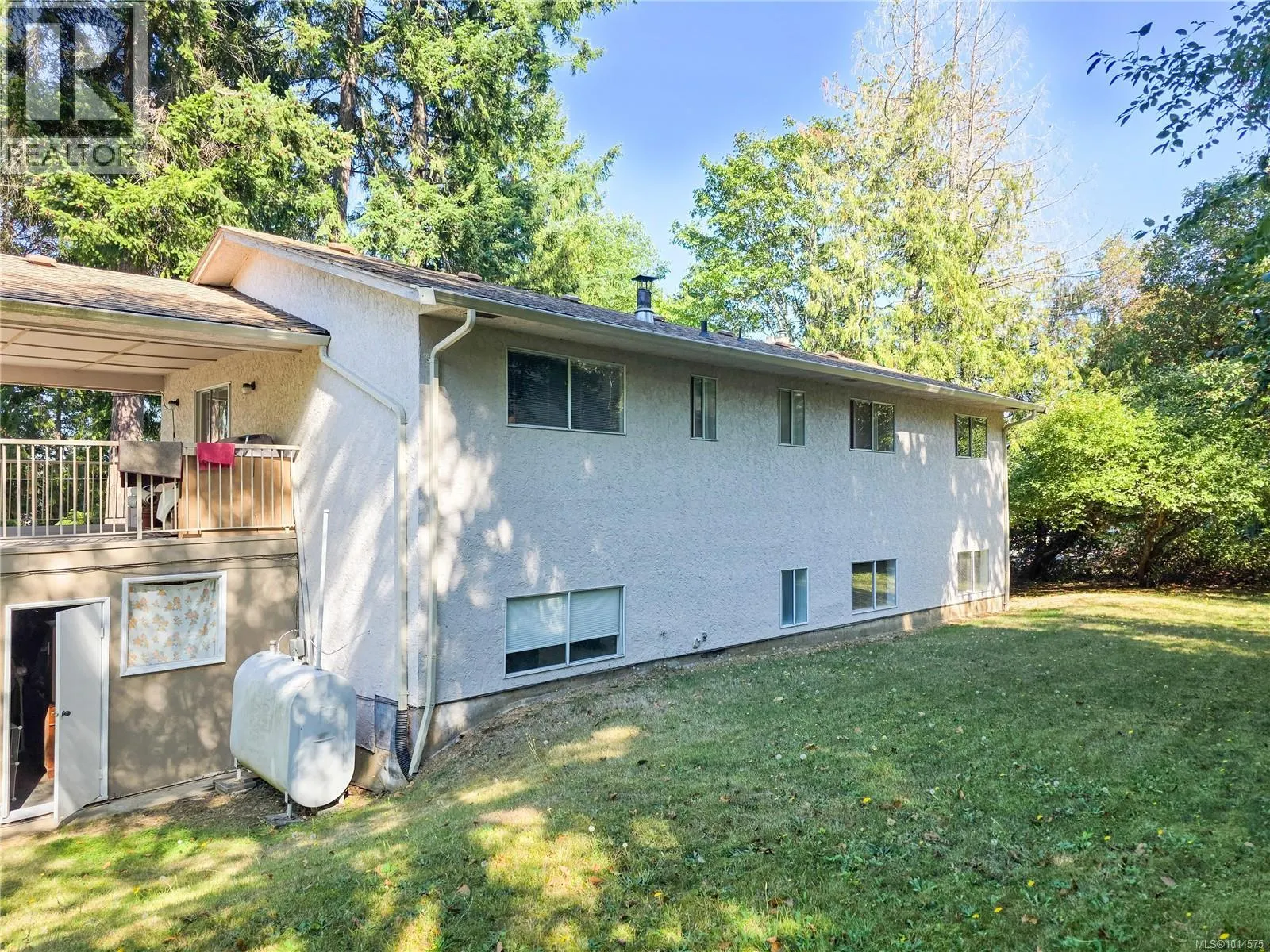 4425 Gulfview Dr