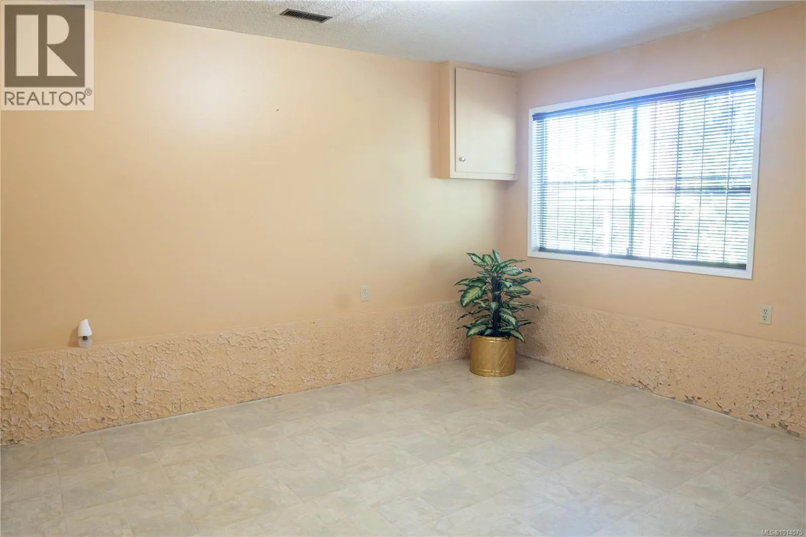 4425 Gulfview Dr