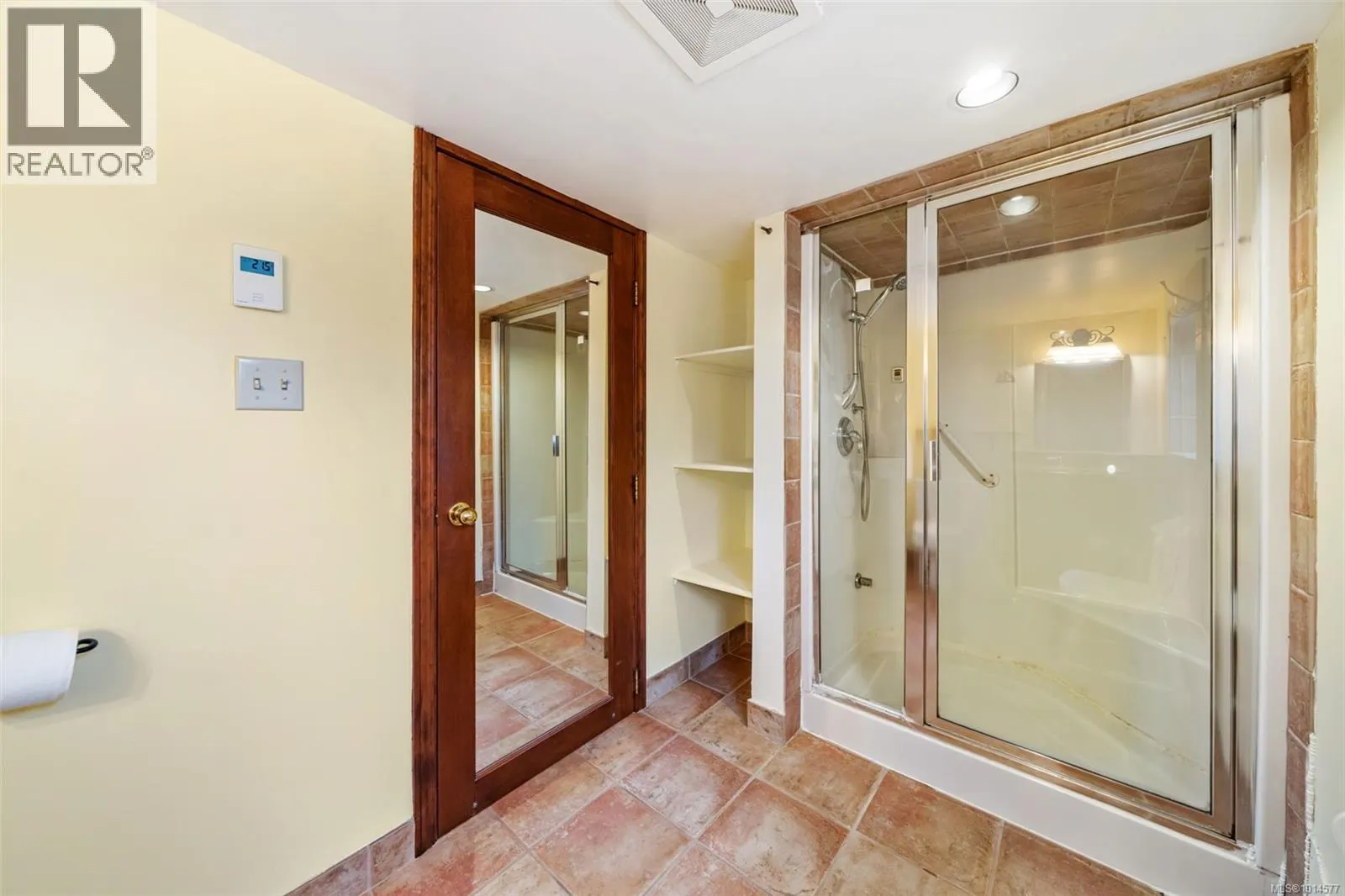 985 Island Rd