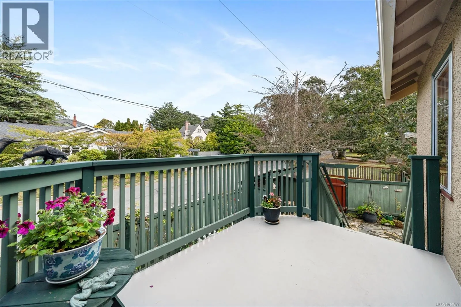 985 Island Rd