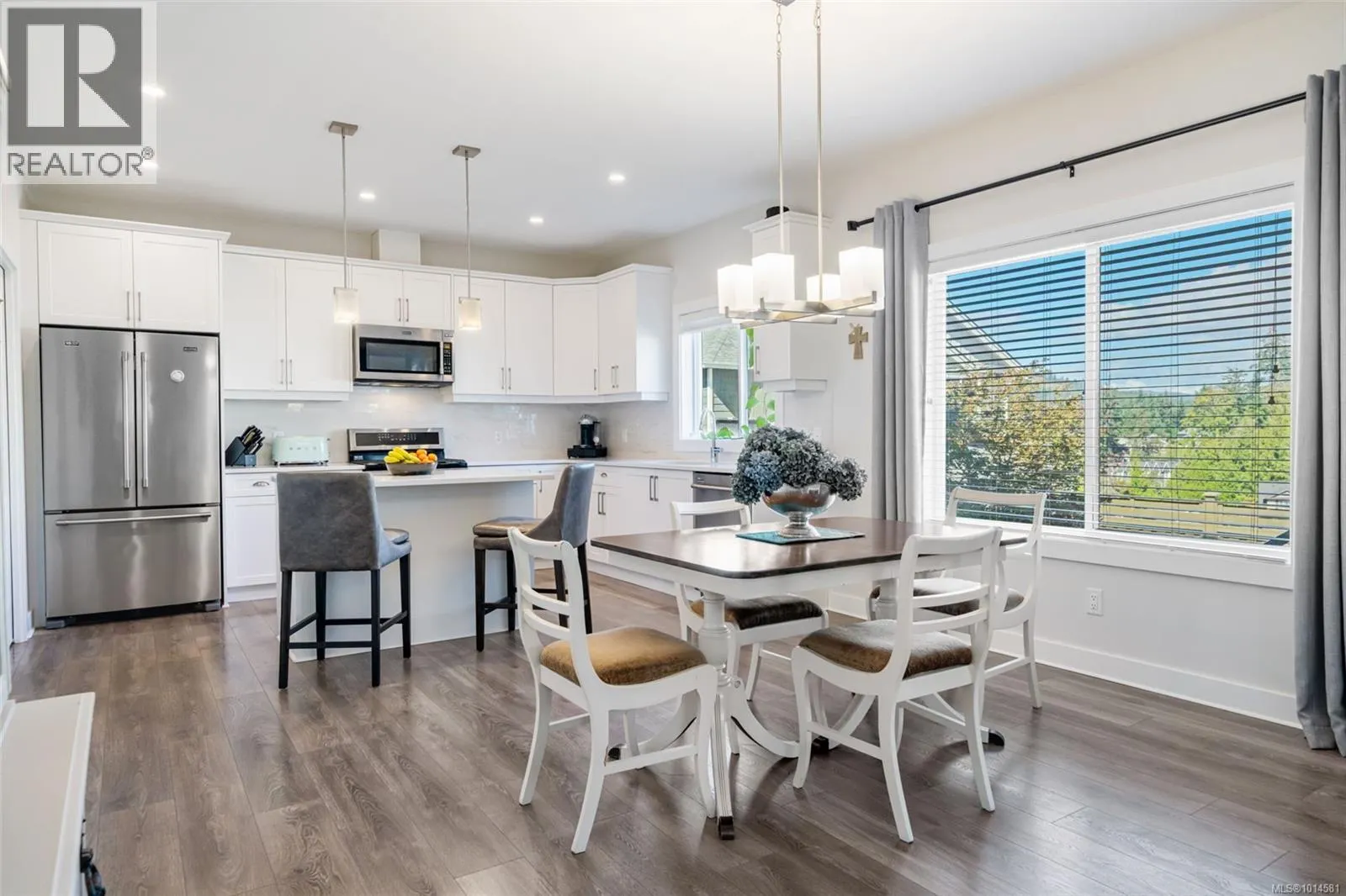 1128 Smokehouse Cres
