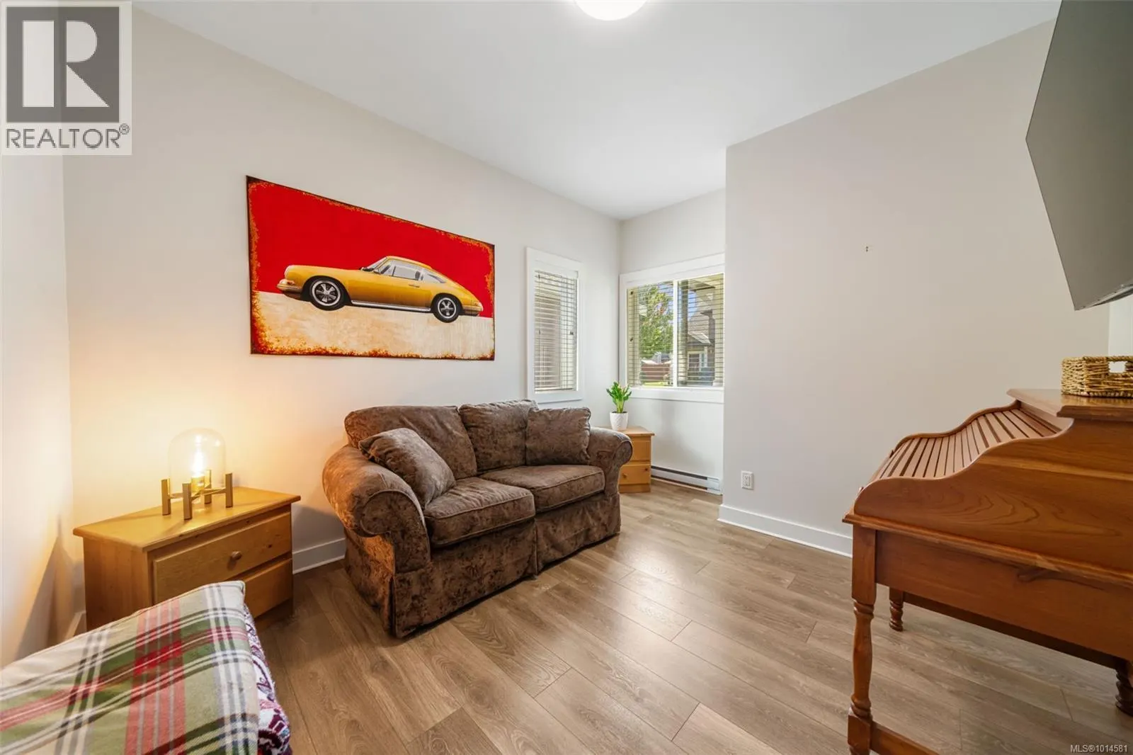 1128 Smokehouse Cres