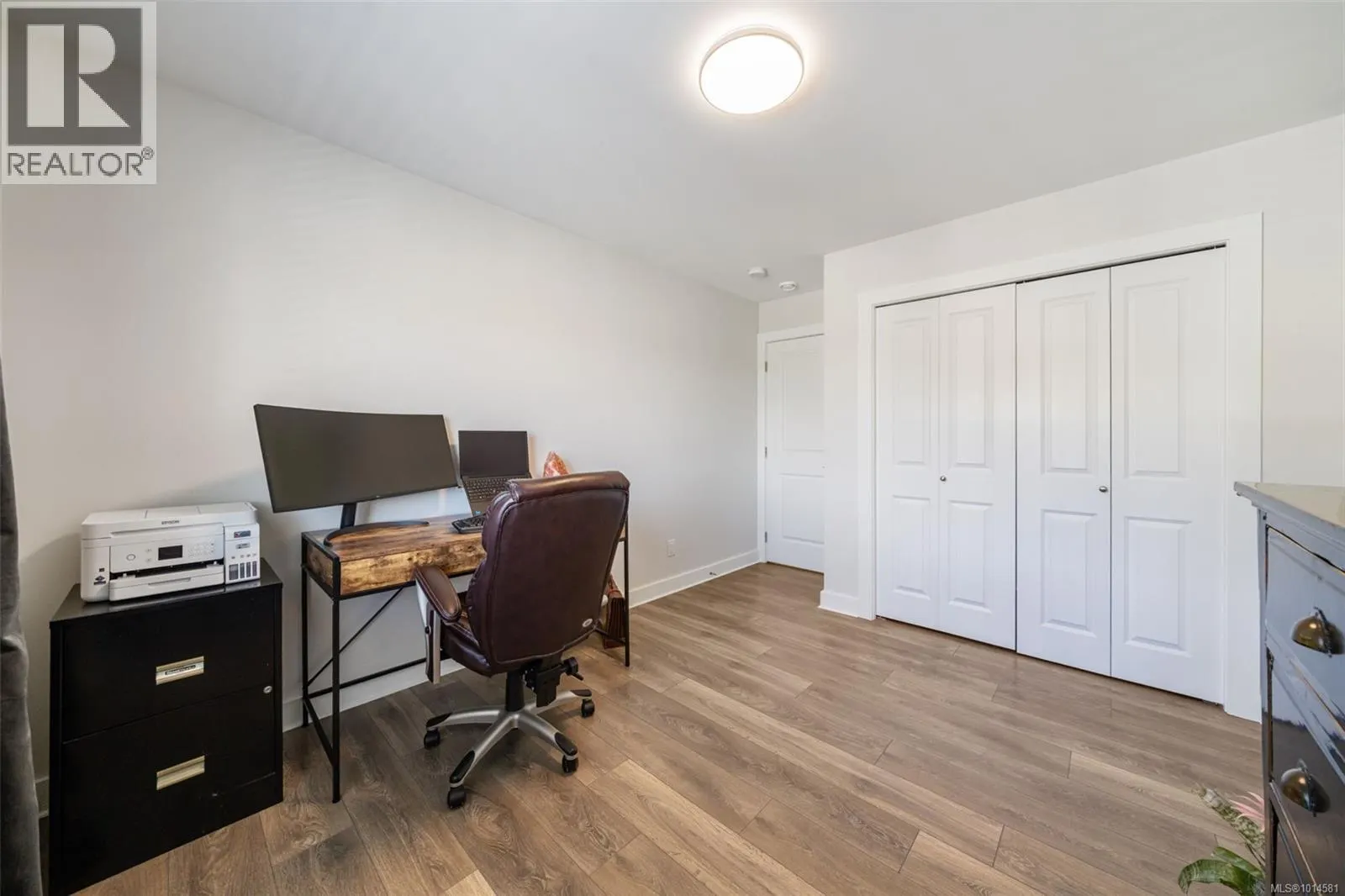 1128 Smokehouse Cres