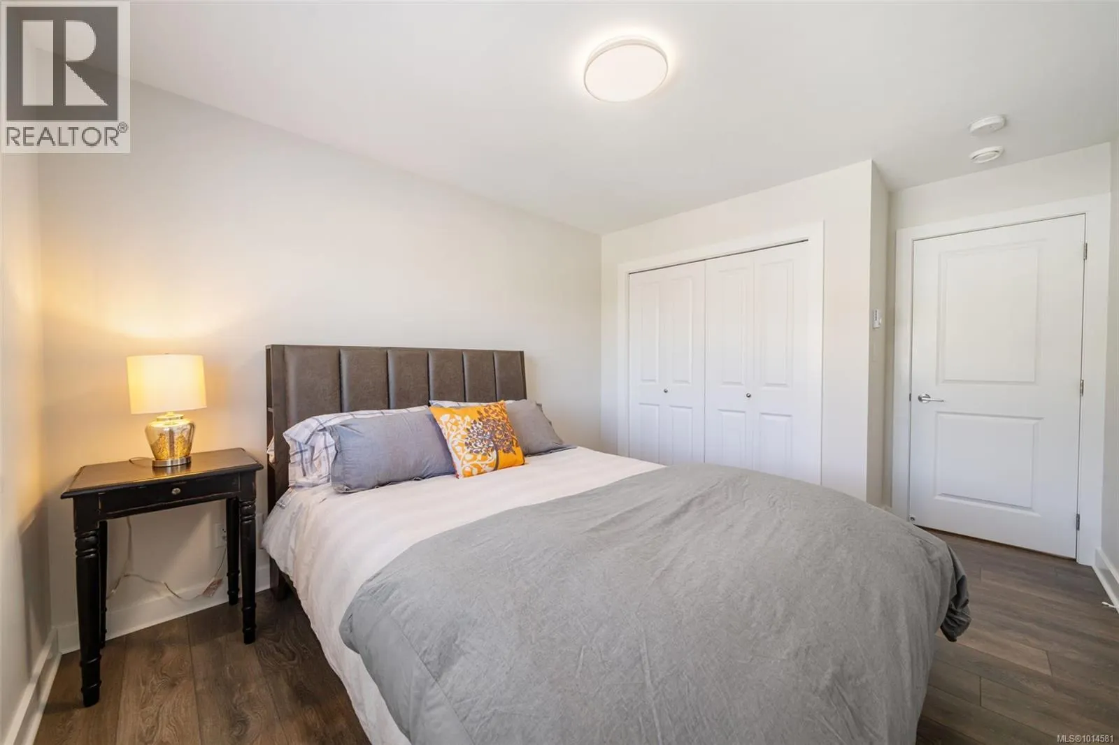 1128 Smokehouse Cres