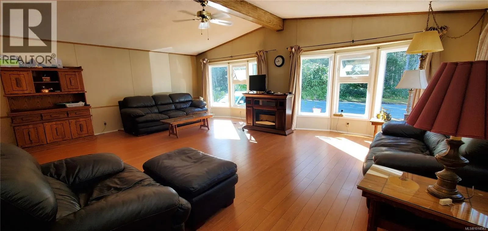 608 White Ridge Dr
