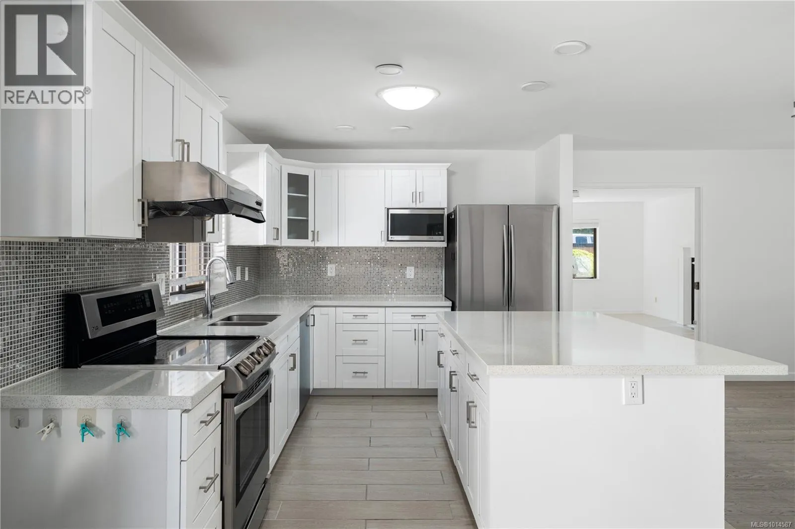4101 Scoones Pl