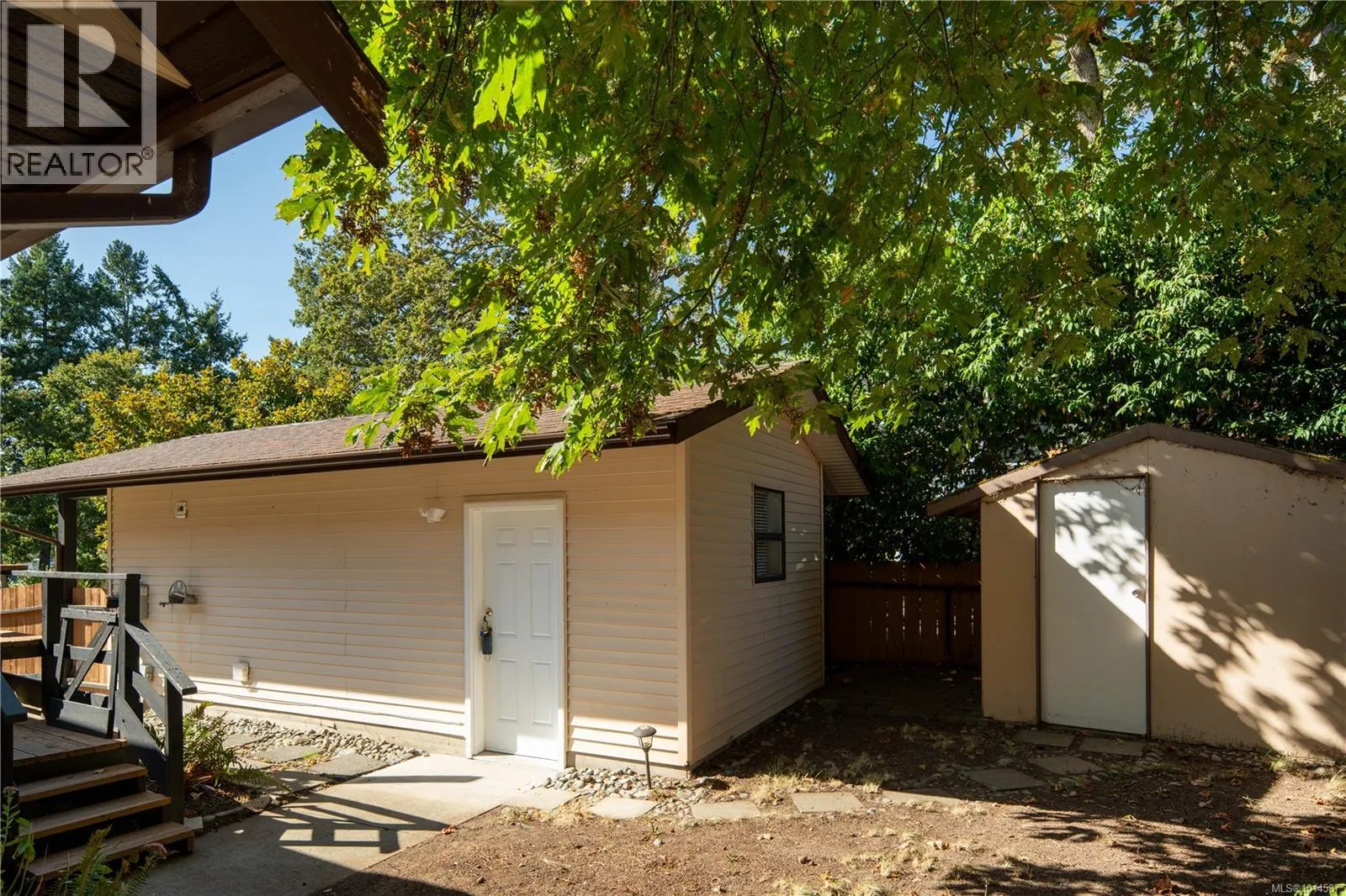 4101 Scoones Pl