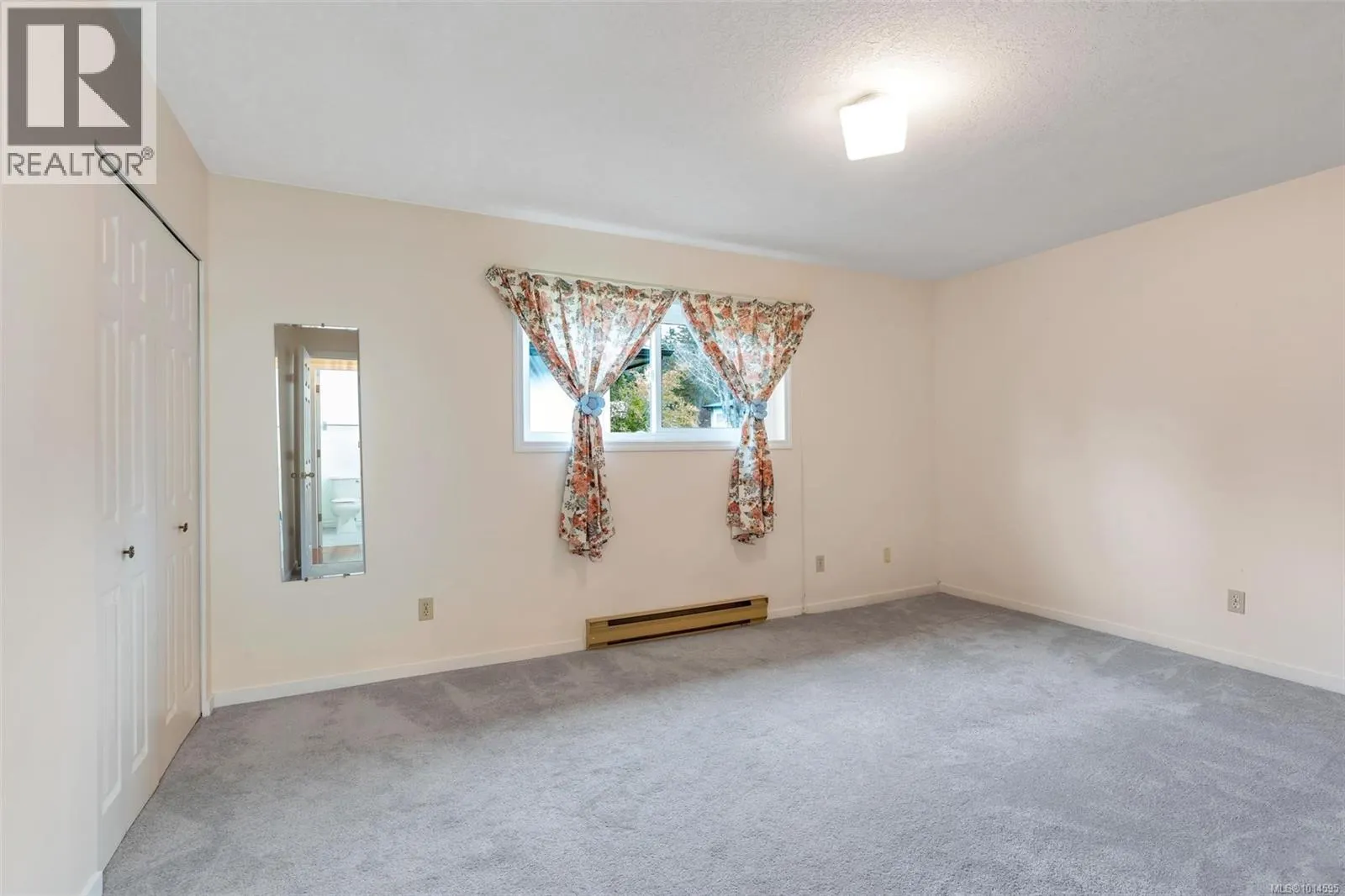 3950 Burchett Pl