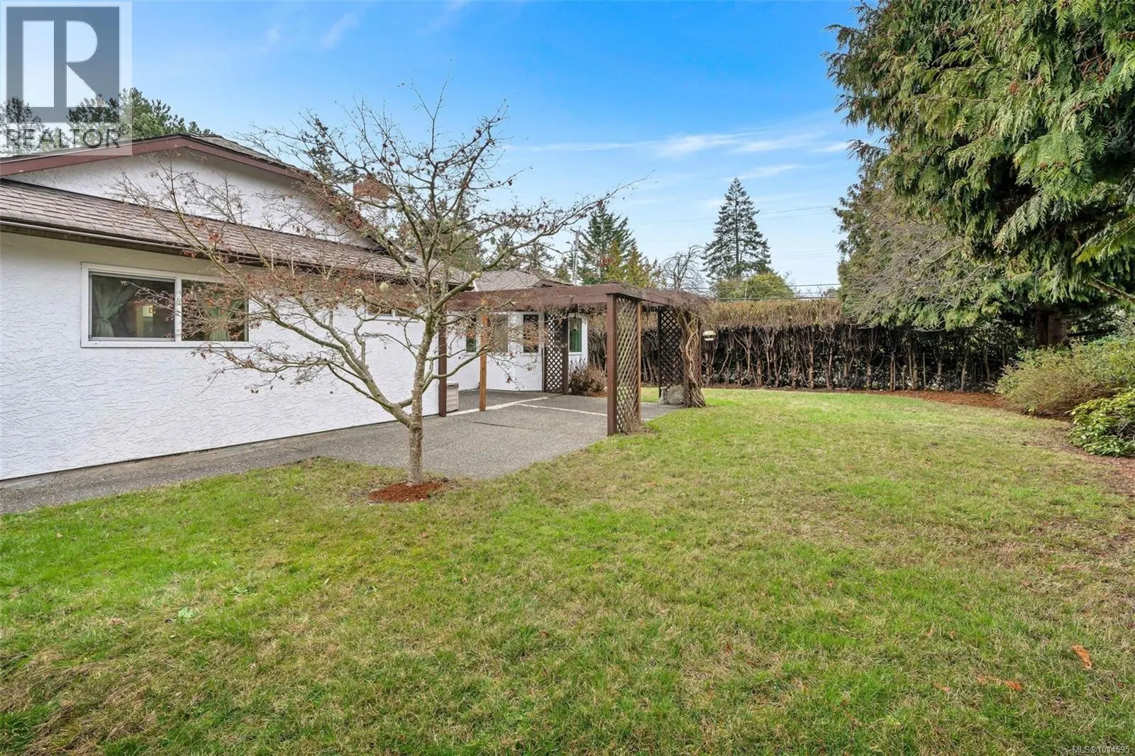 3950 Burchett Pl