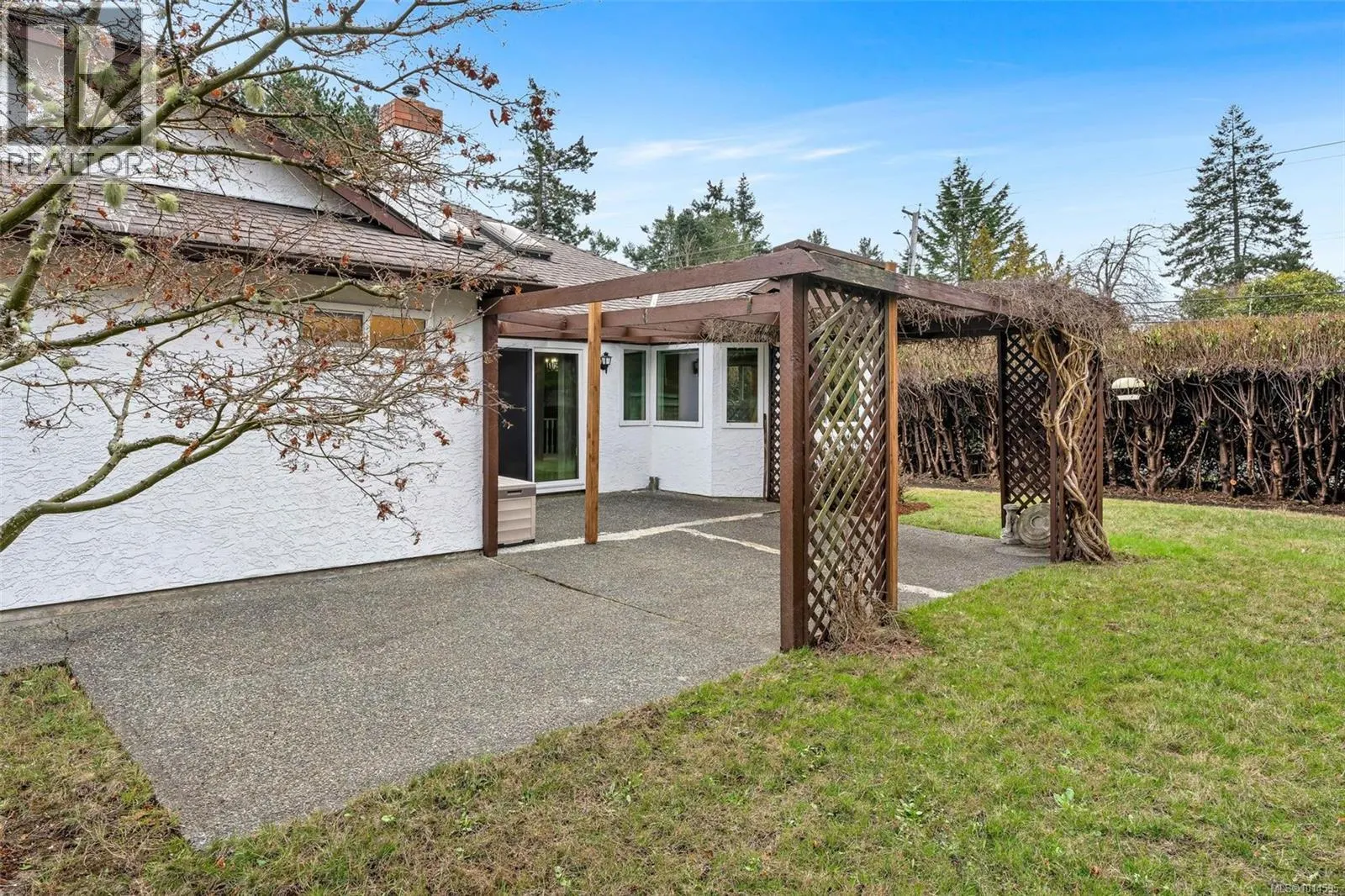 3950 Burchett Pl