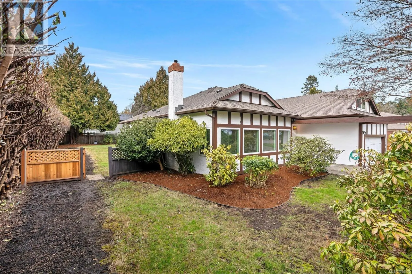 3950 Burchett Pl