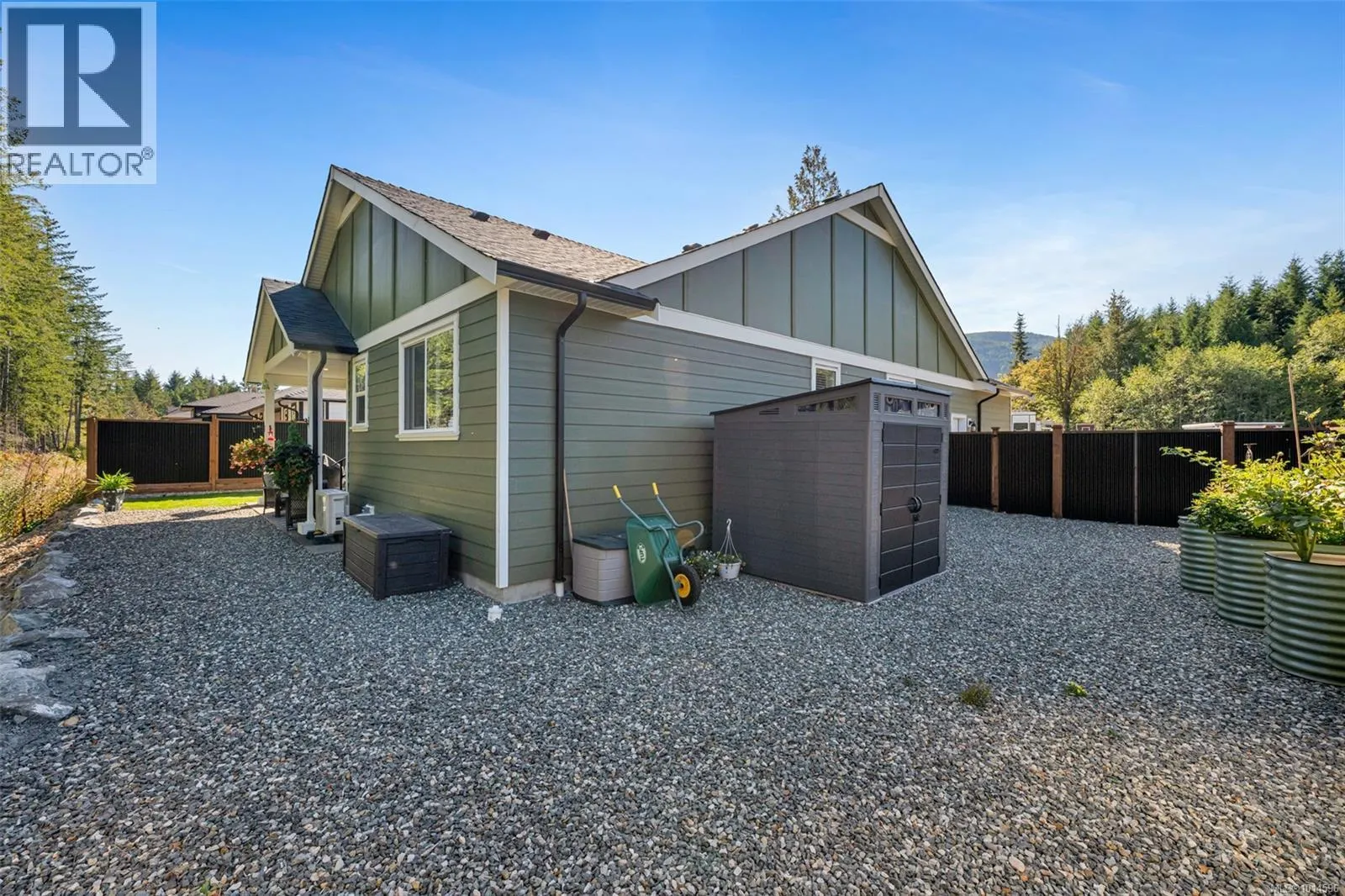 129 Edgewood Dr