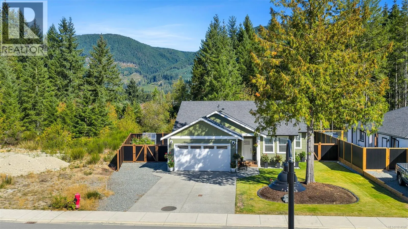 129 Edgewood Dr