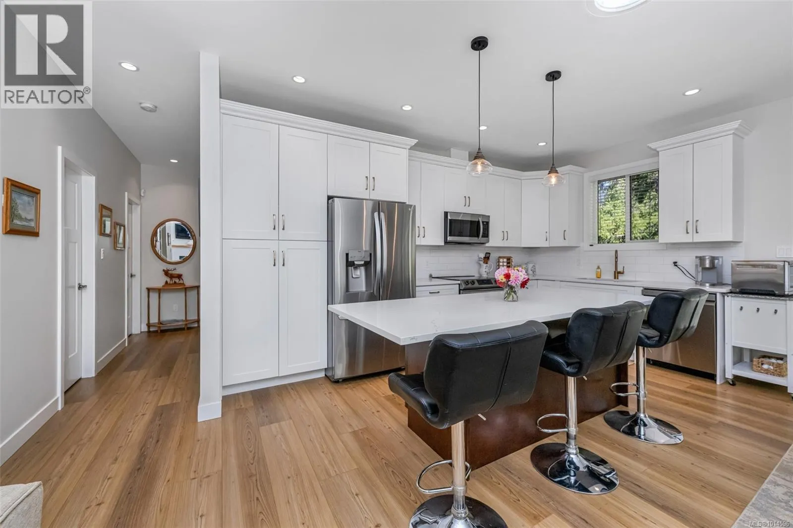 129 Edgewood Dr