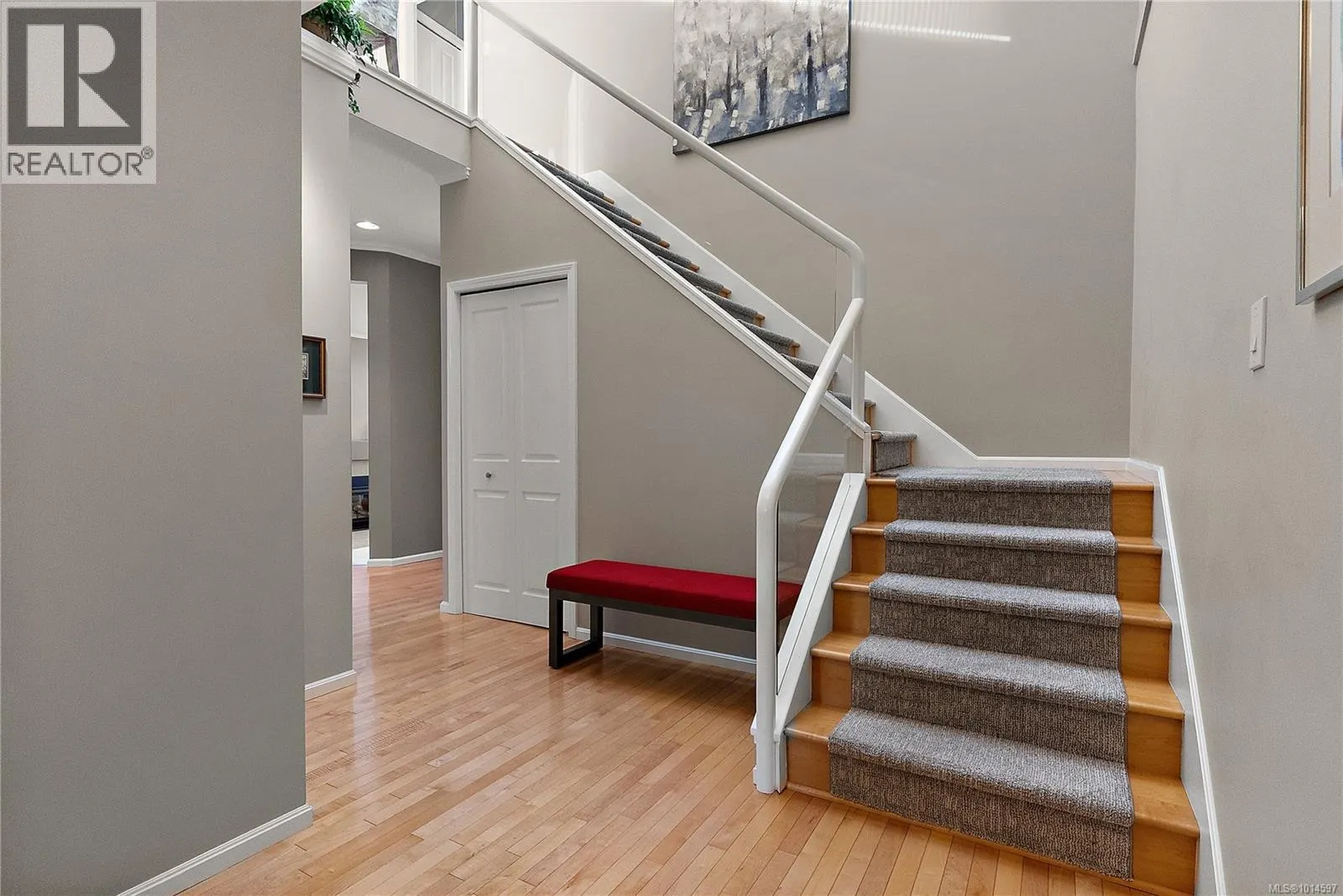 7 4771 Cordova Bay Rd