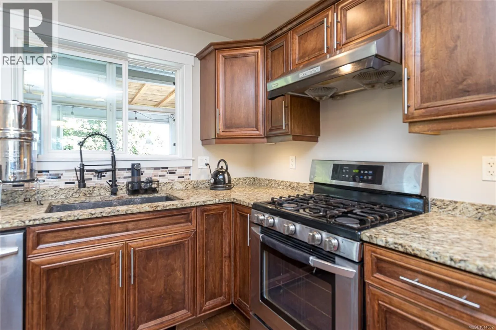 628 Alyssa Pl