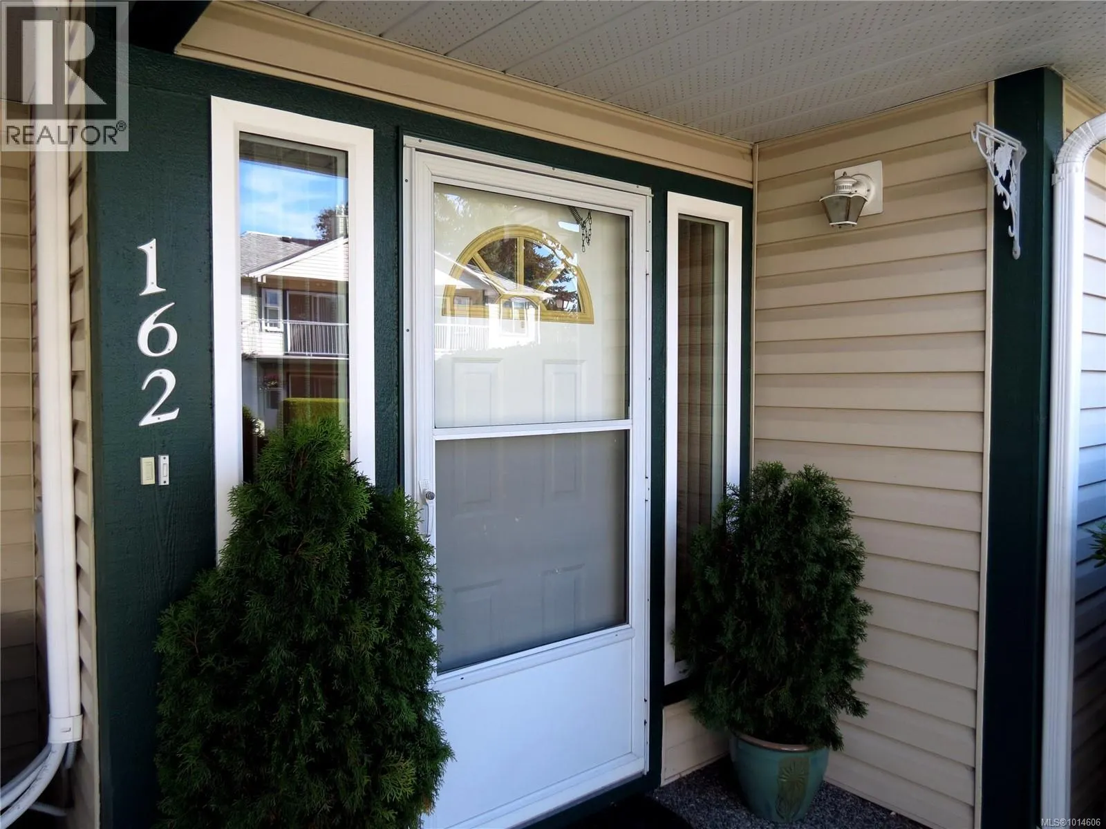 162 Bowlsby St