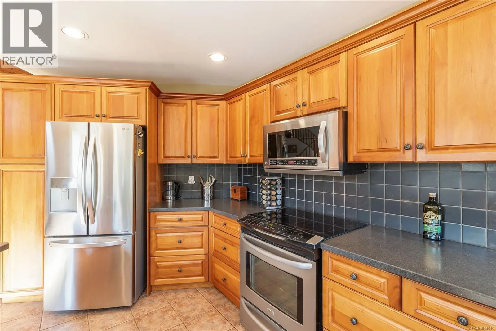 3380 Redden Rd