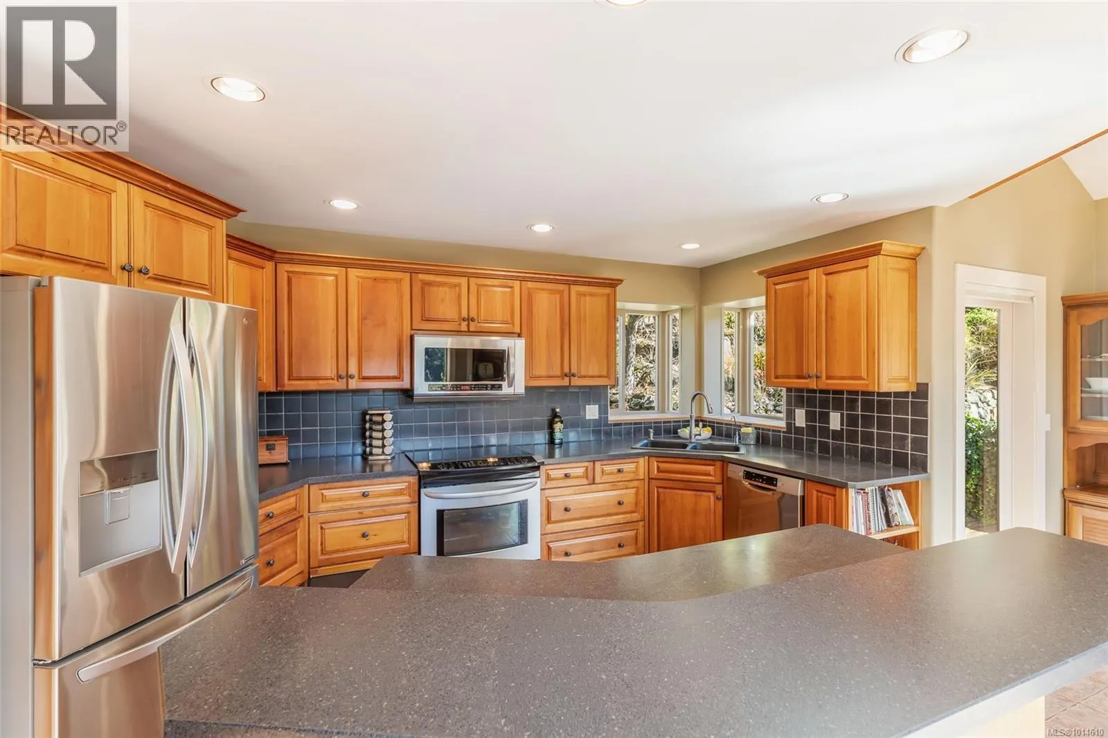 3380 Redden Rd