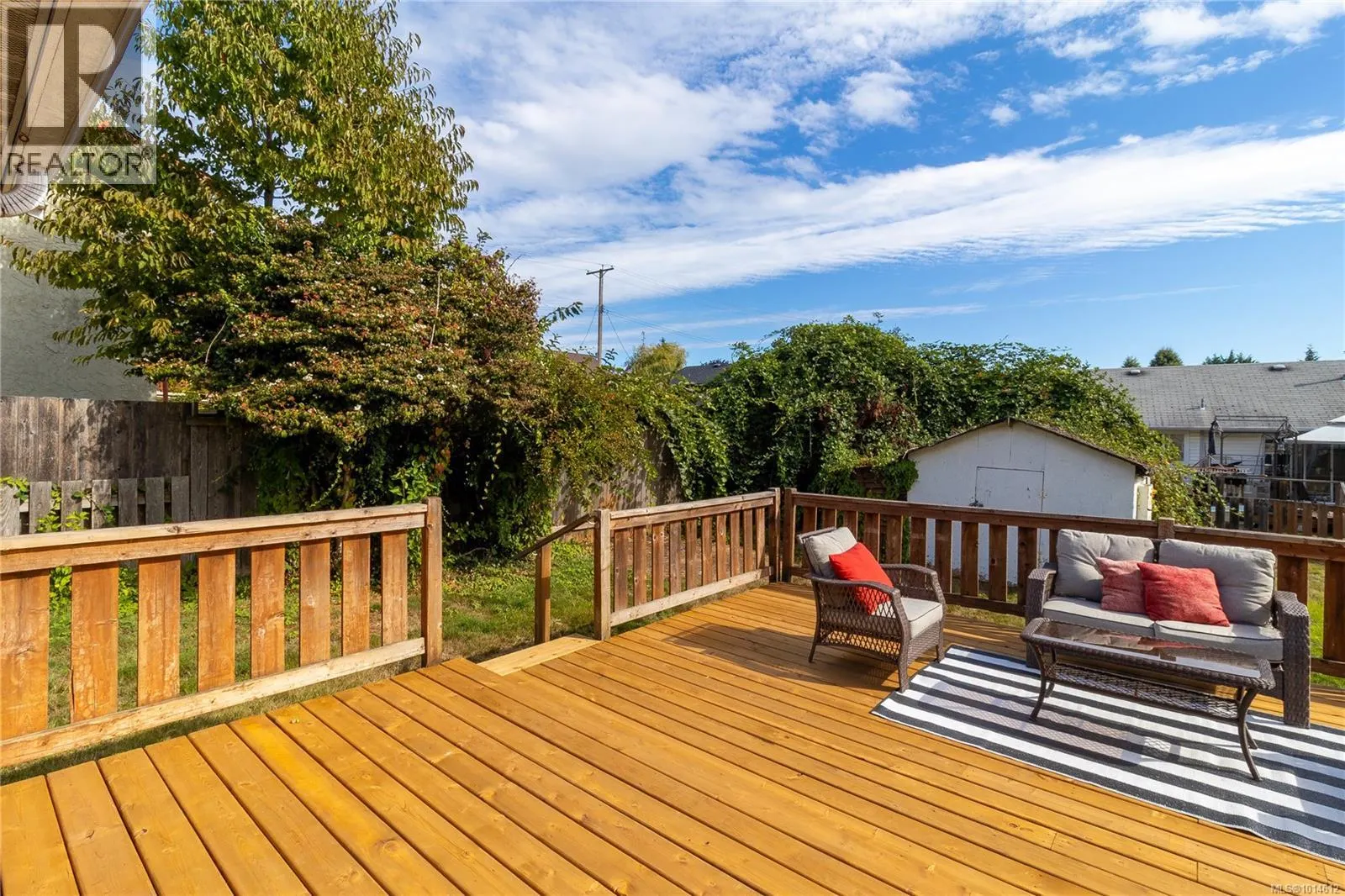 2112 Boxwood Rd