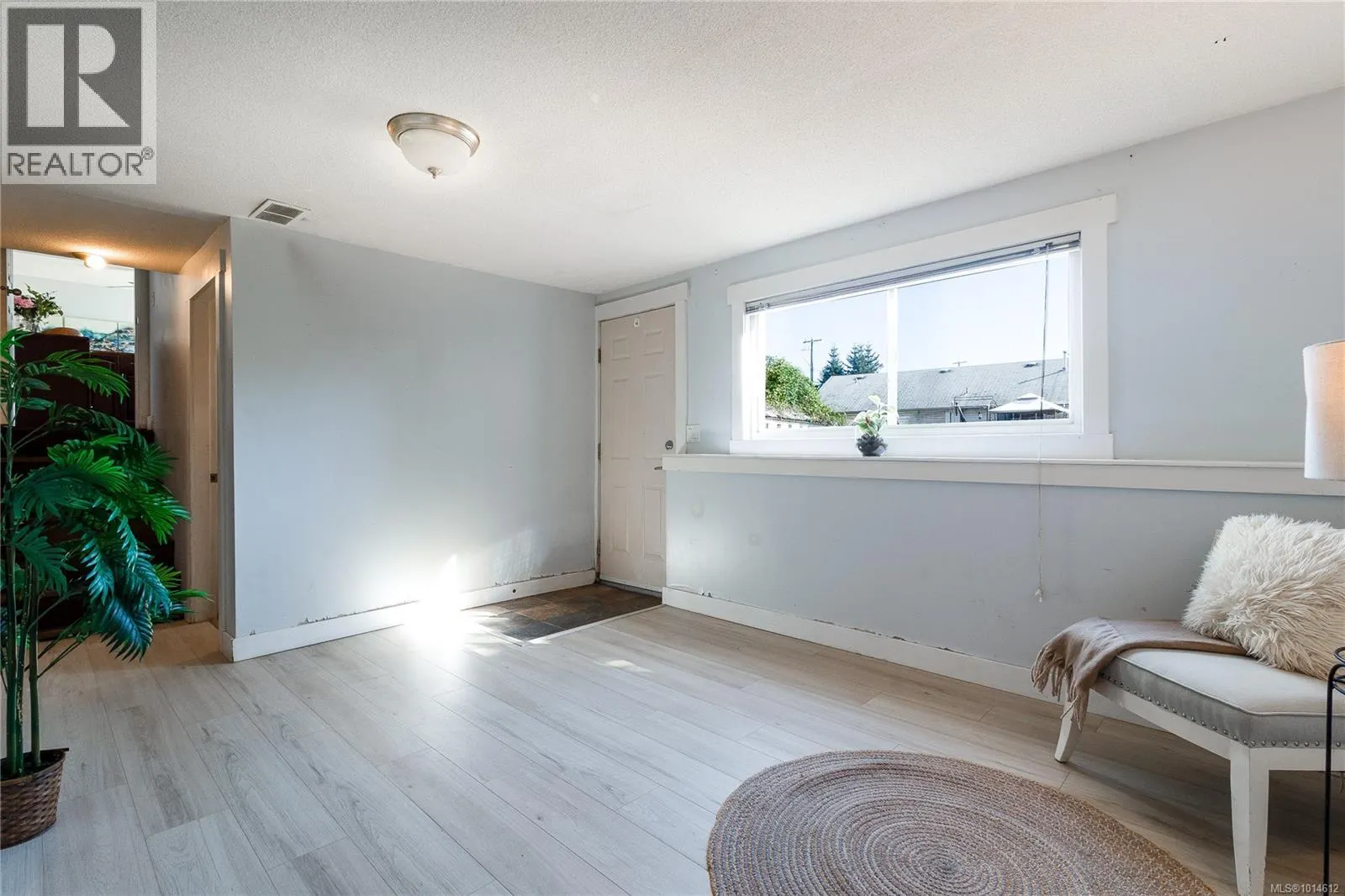 2112 Boxwood Rd