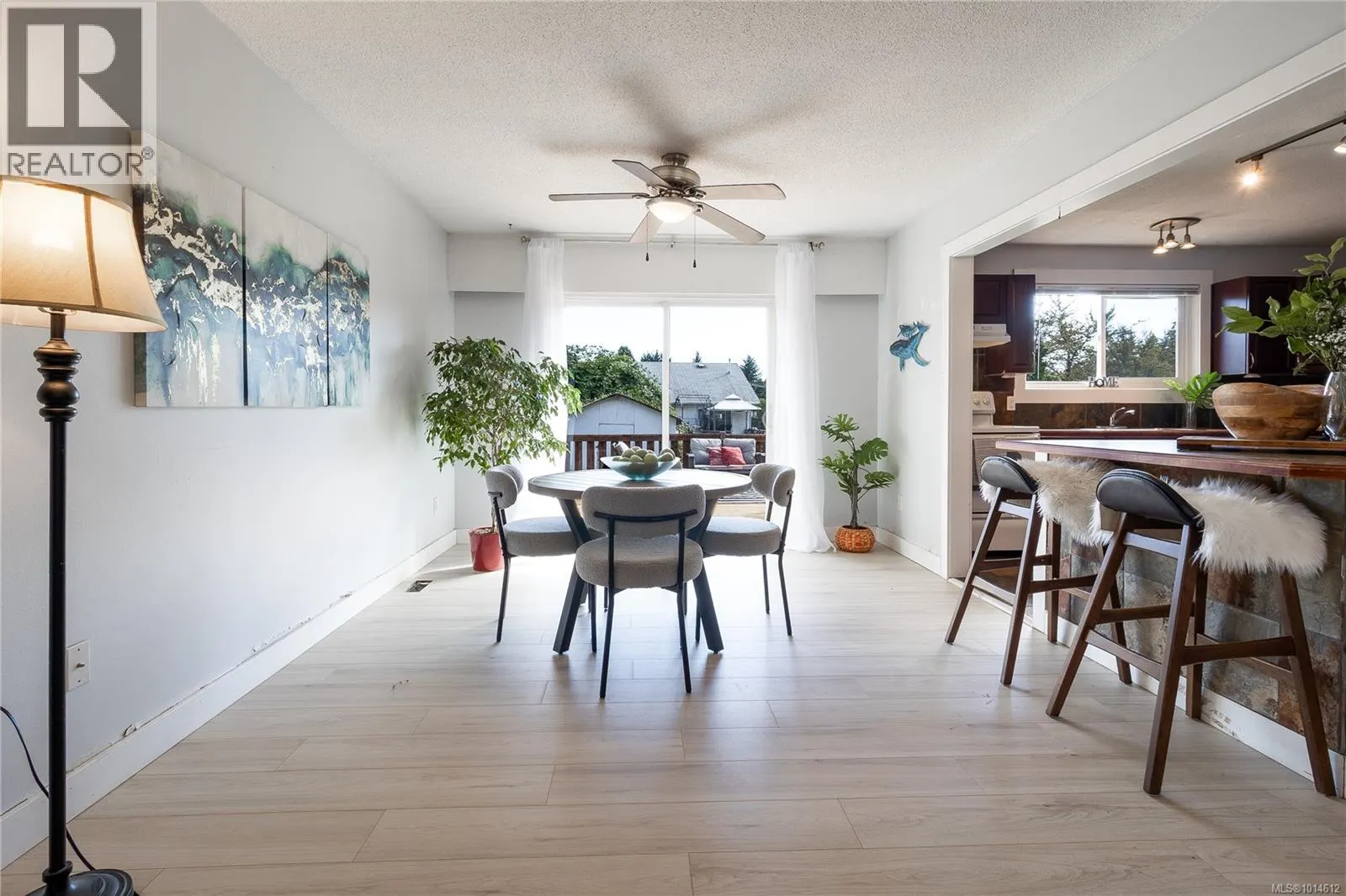 2112 Boxwood Rd