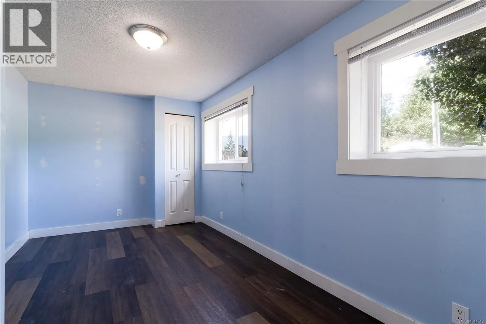 2112 Boxwood Rd