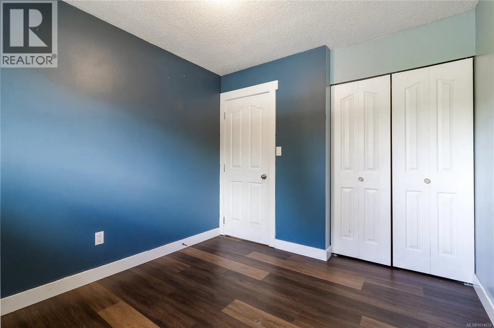 2112 Boxwood Rd