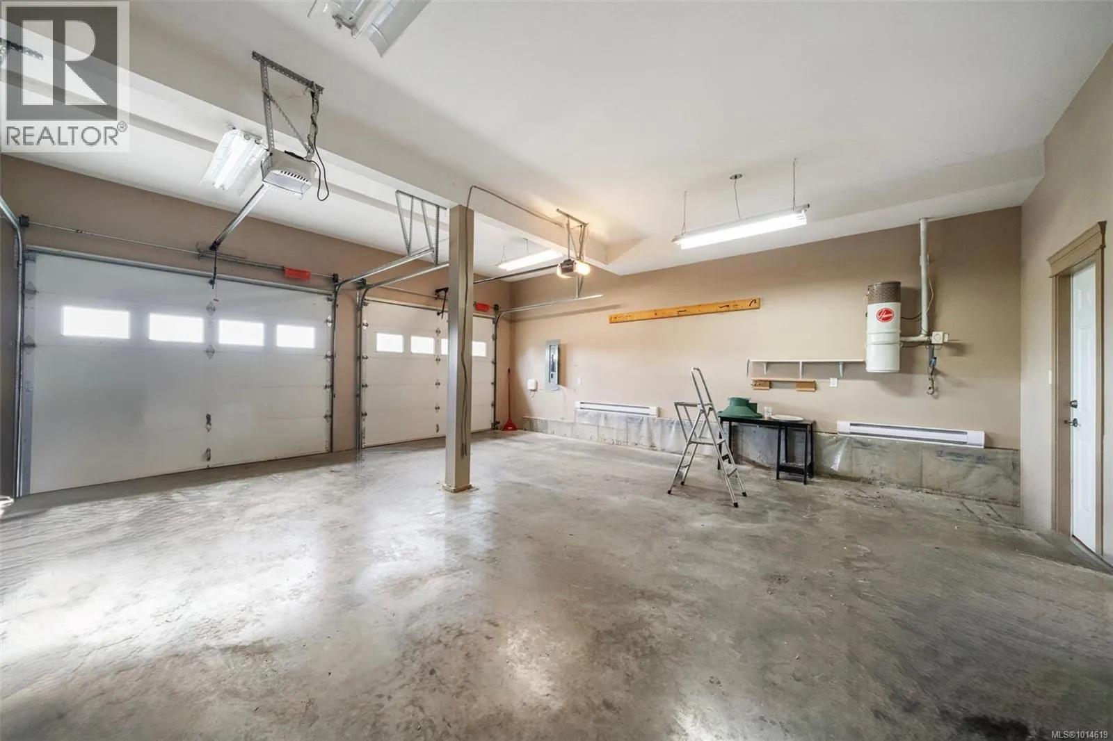 5529 Norton Rd