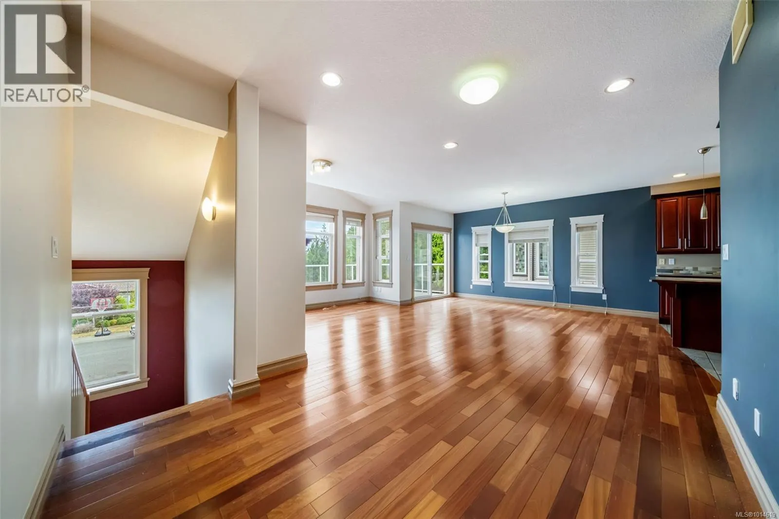 5529 Norton Rd