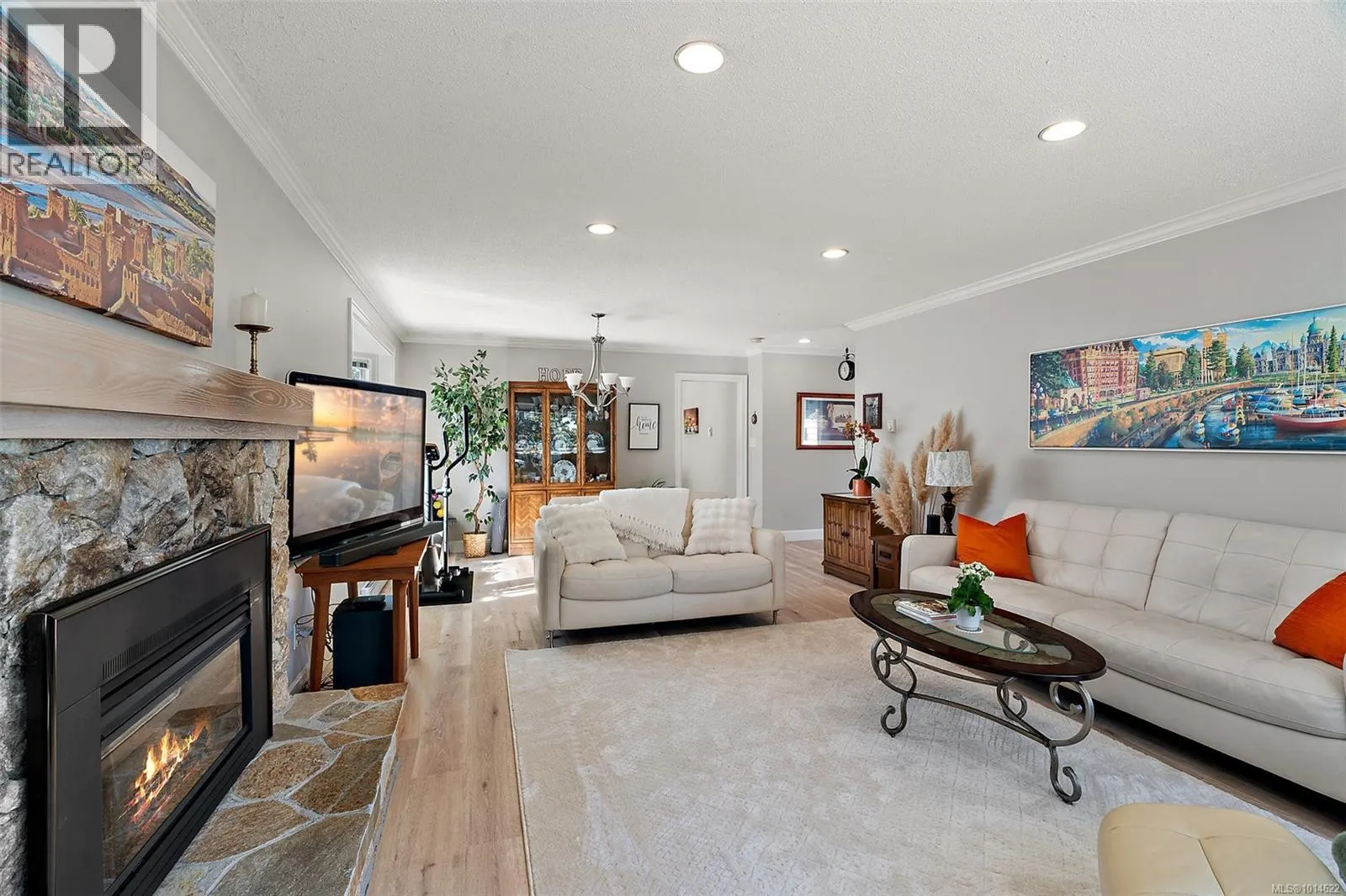 3998 Cedar Hill Rd