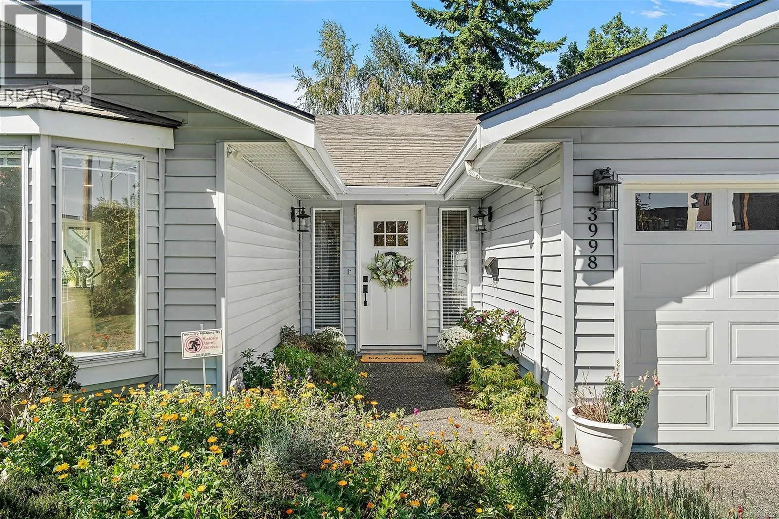 3998 Cedar Hill Rd