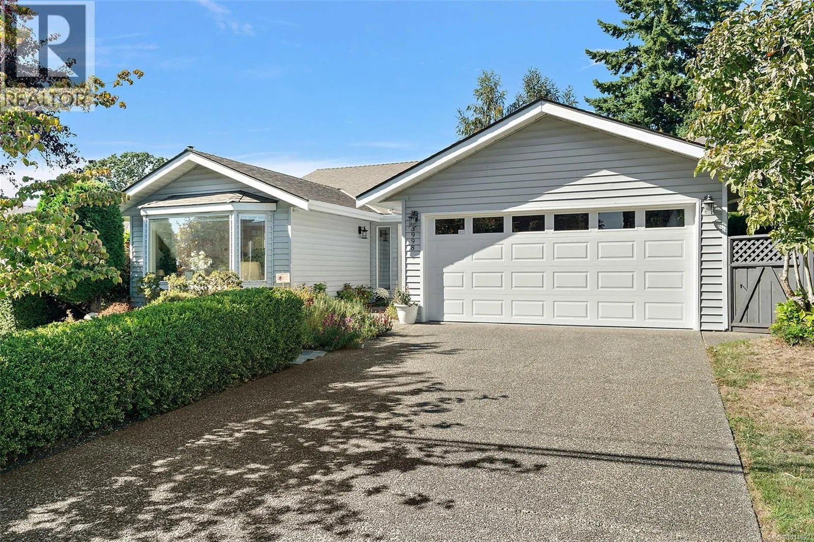 3998 Cedar Hill Rd