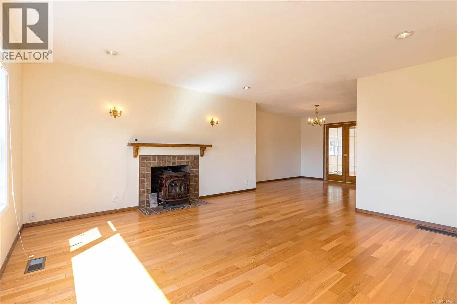 635 Pears Rd