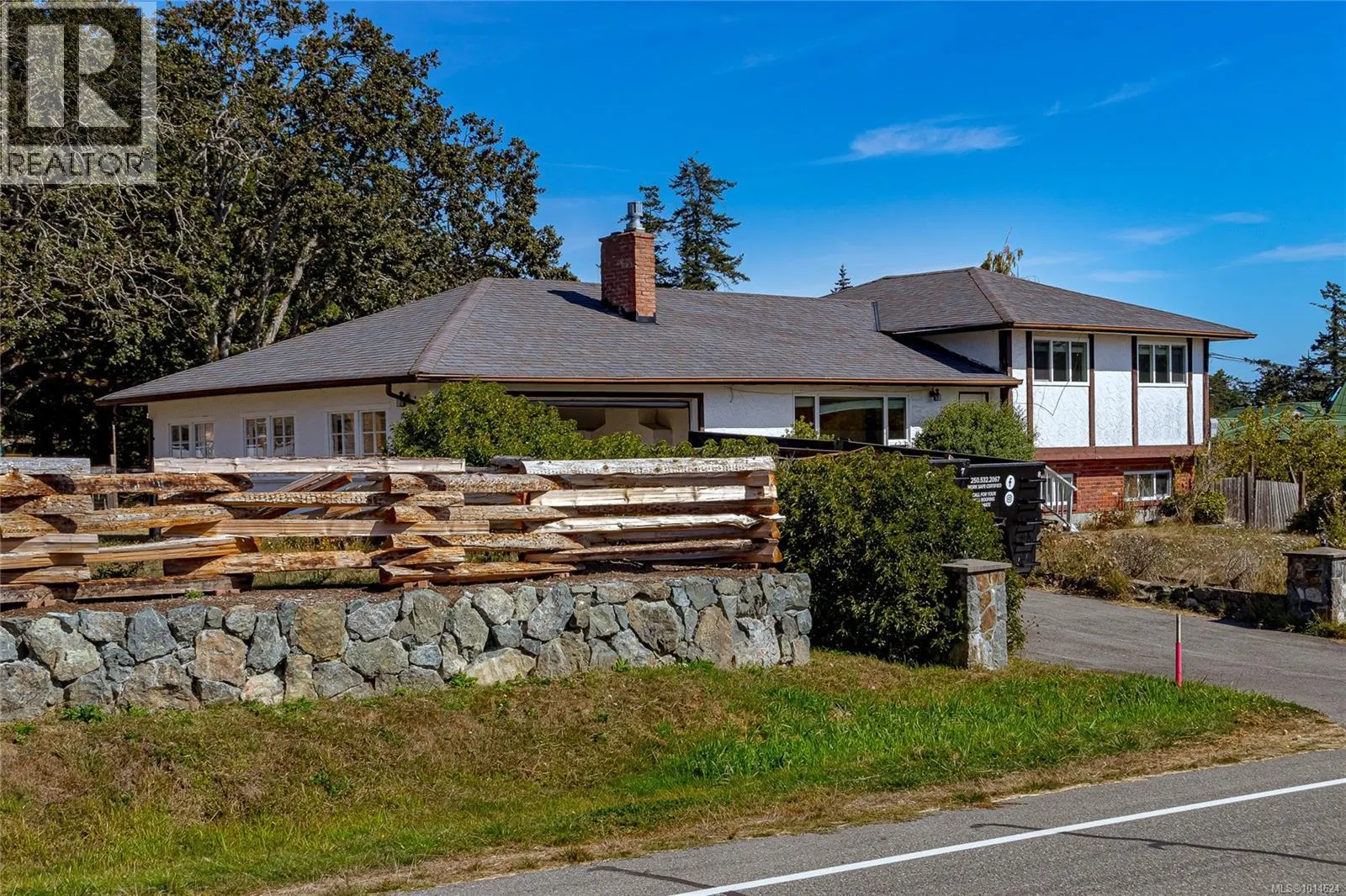 635 Pears Rd