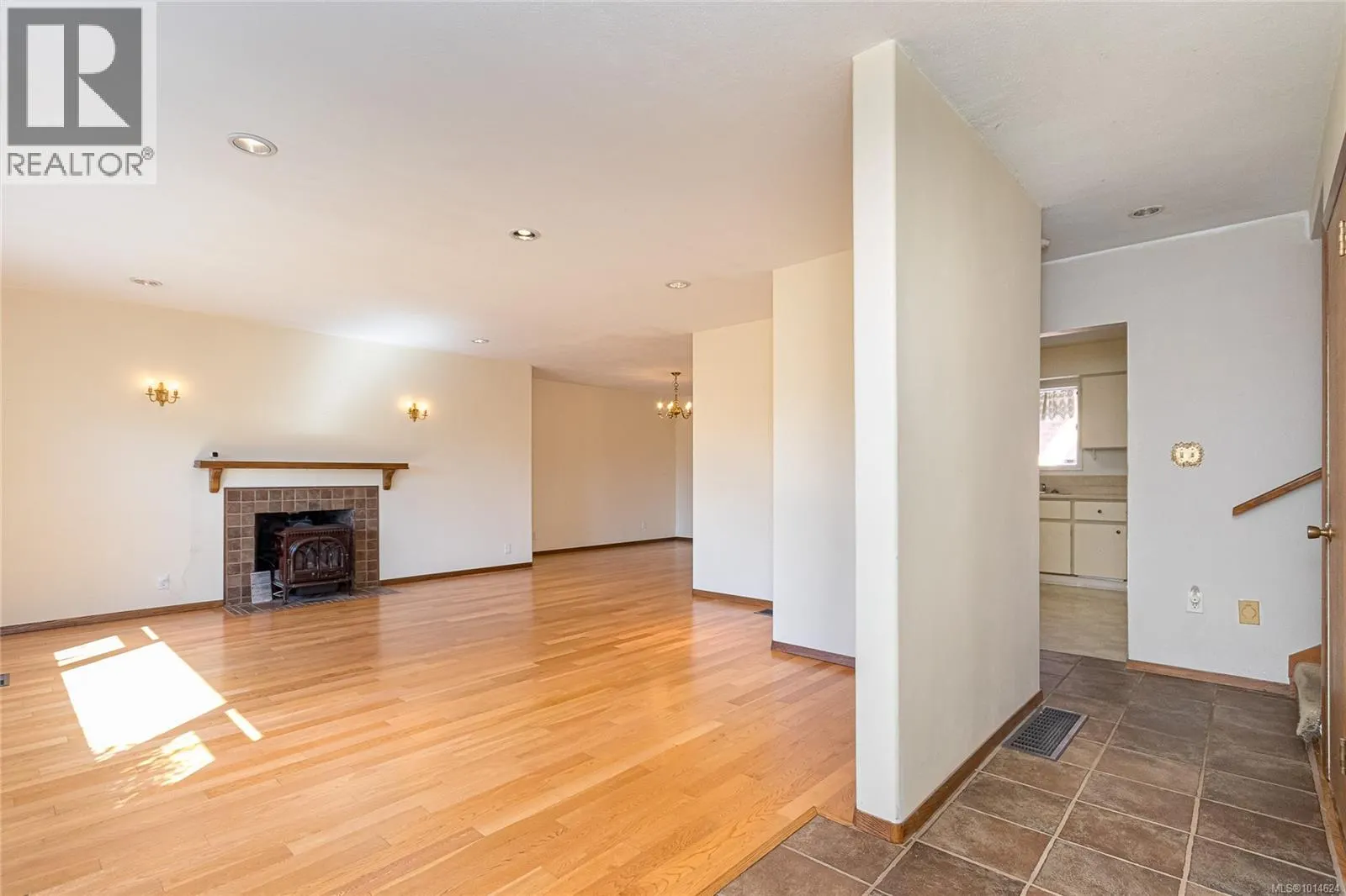 635 Pears Rd