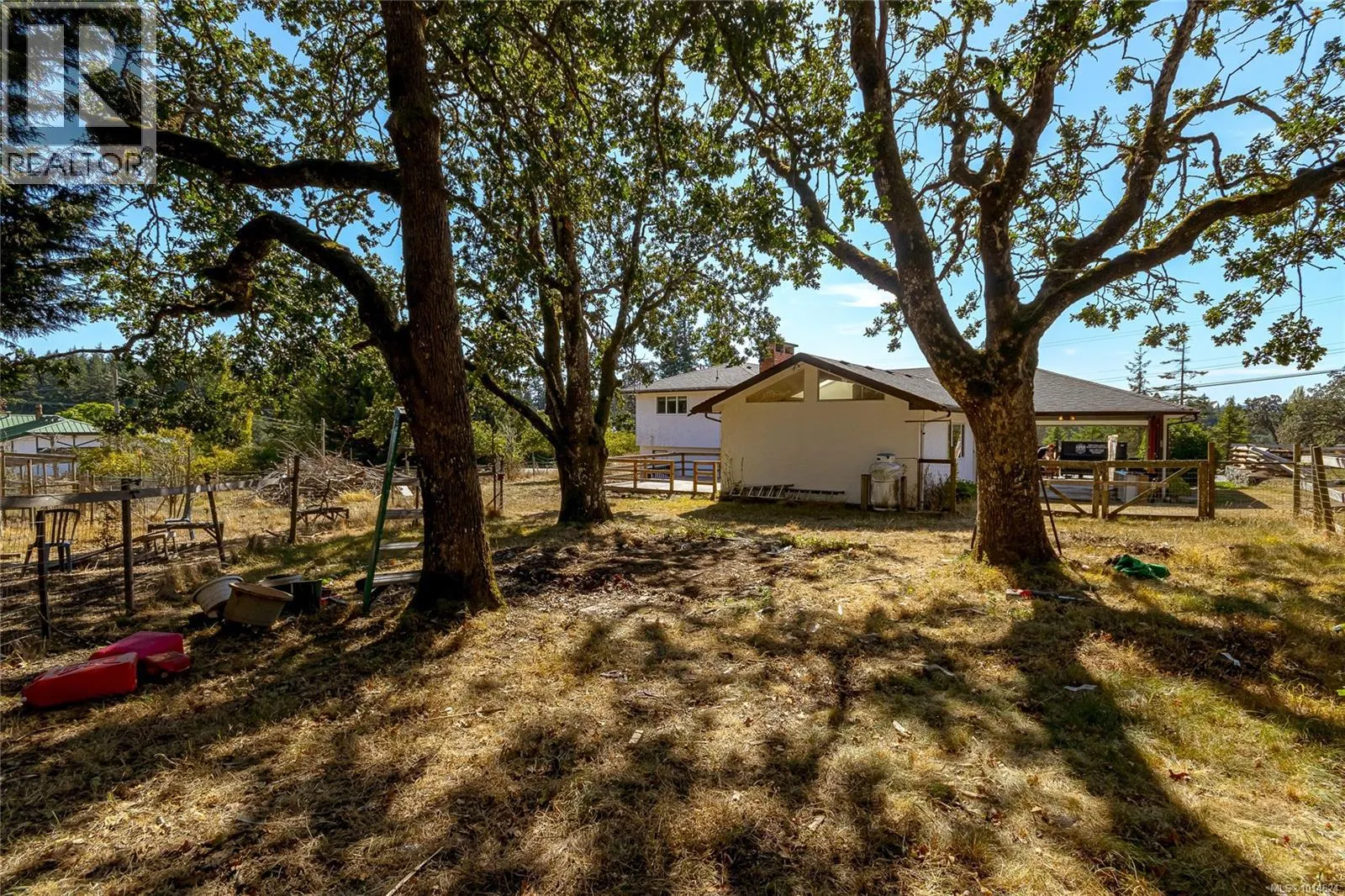 635 Pears Rd