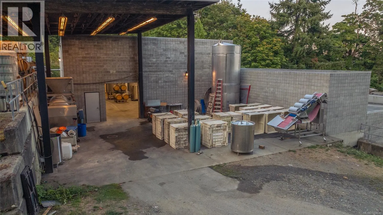 6552 North Rd