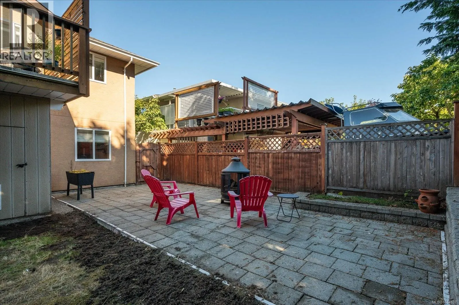 6427 Nidri Pl