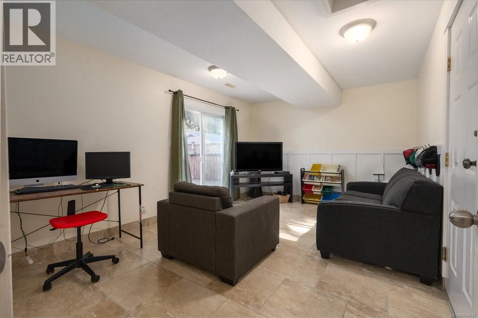 6427 Nidri Pl
