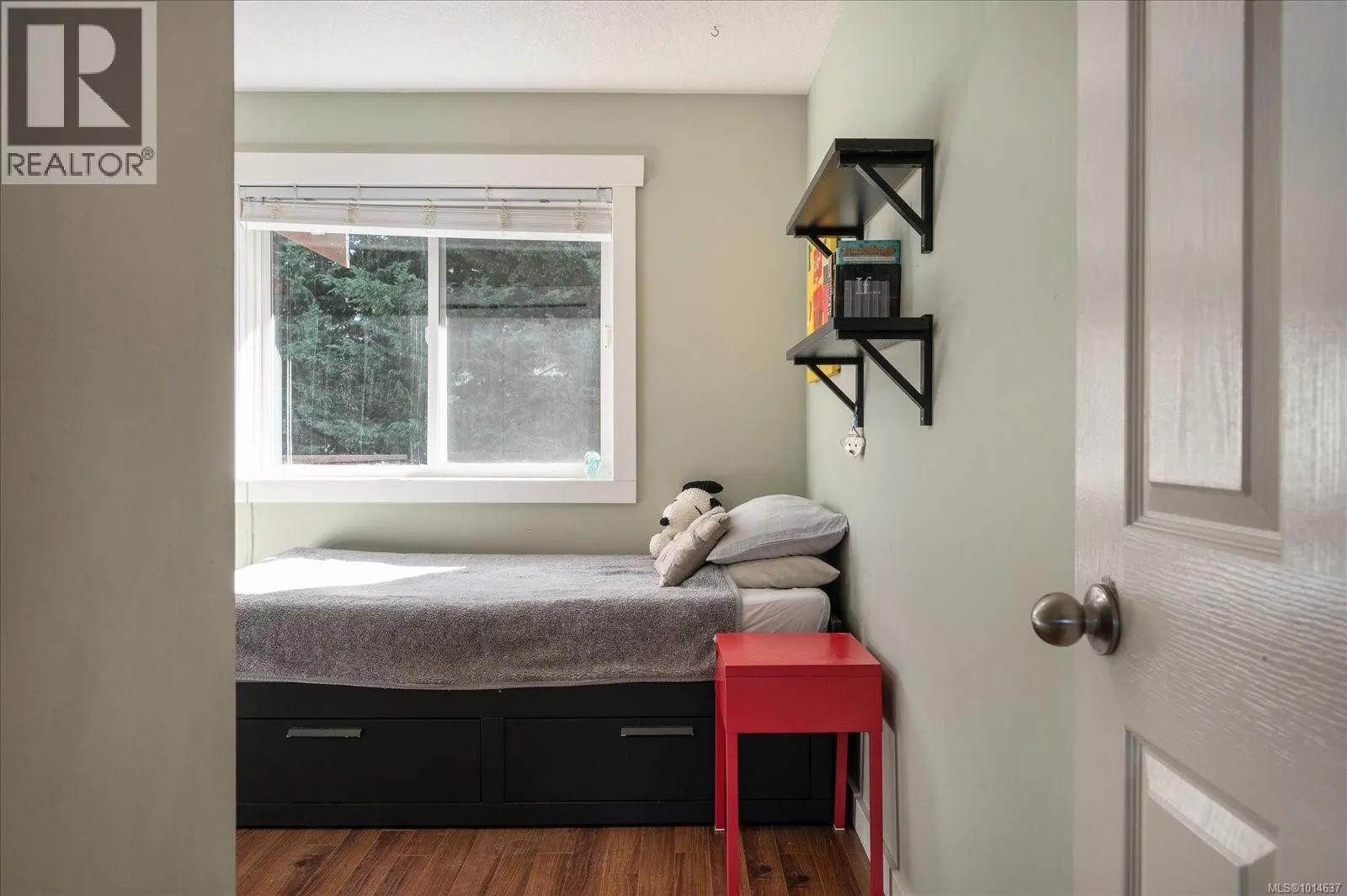 6427 Nidri Pl