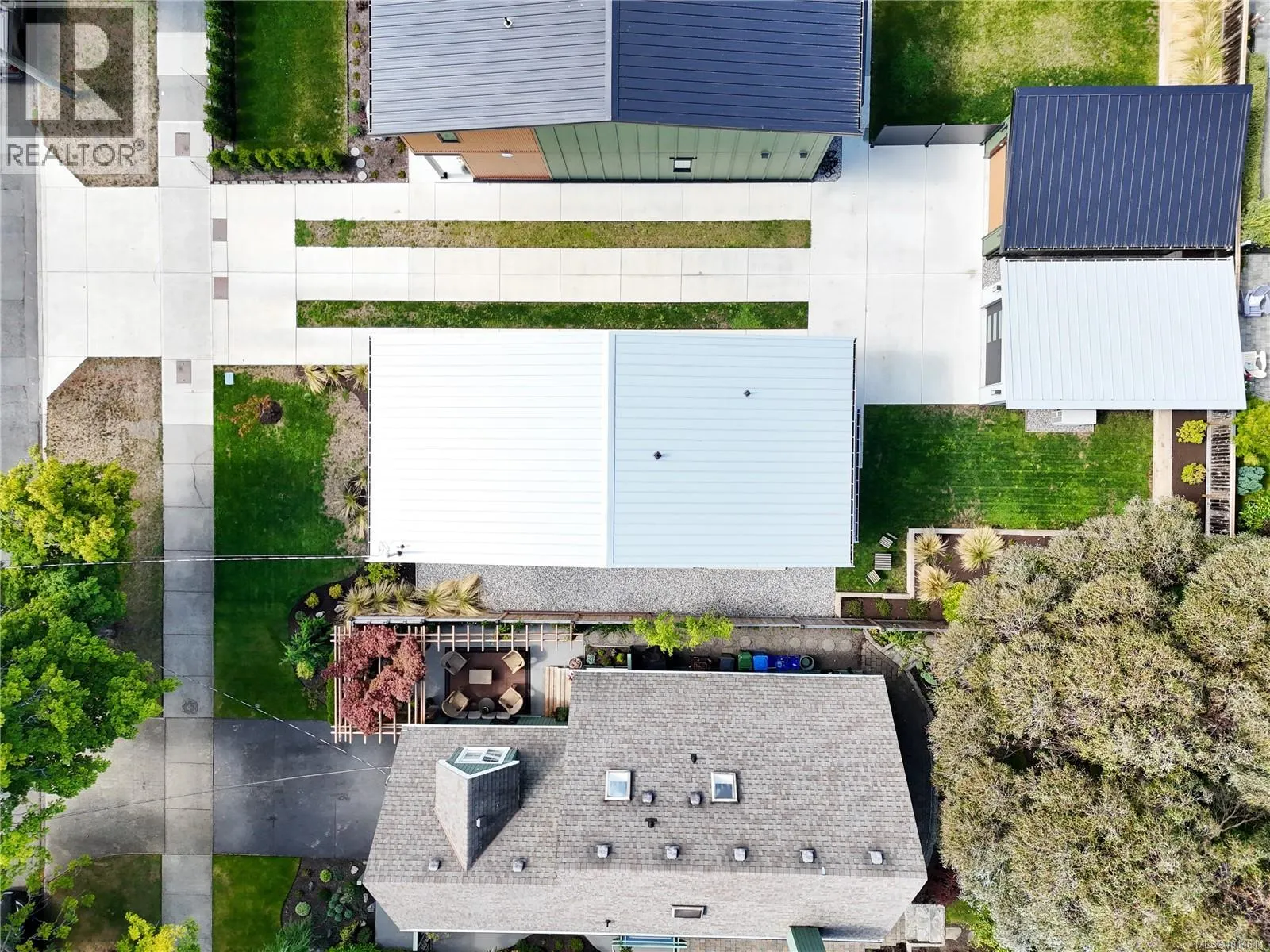 2268 Windsor Rd