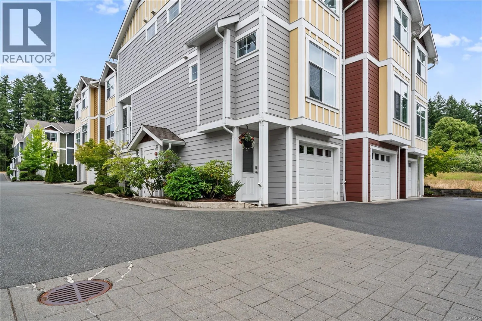 132 6057 Doumont Rd