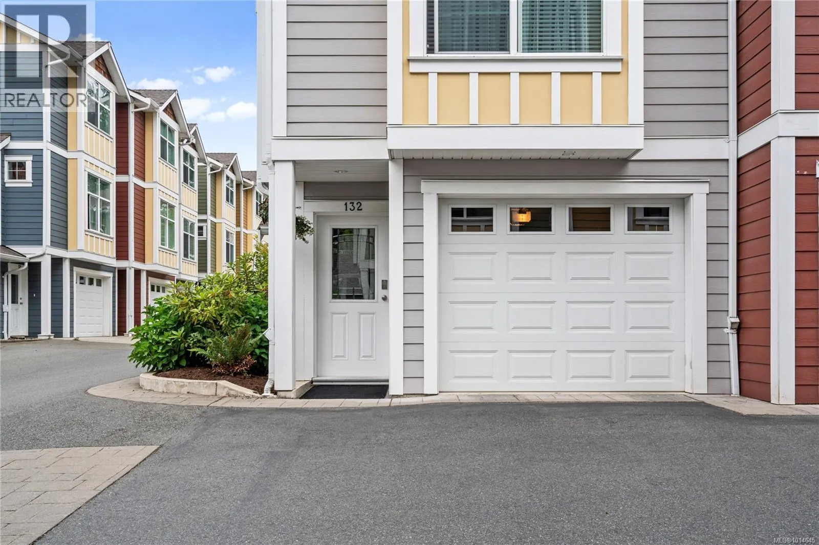 132 6057 Doumont Rd